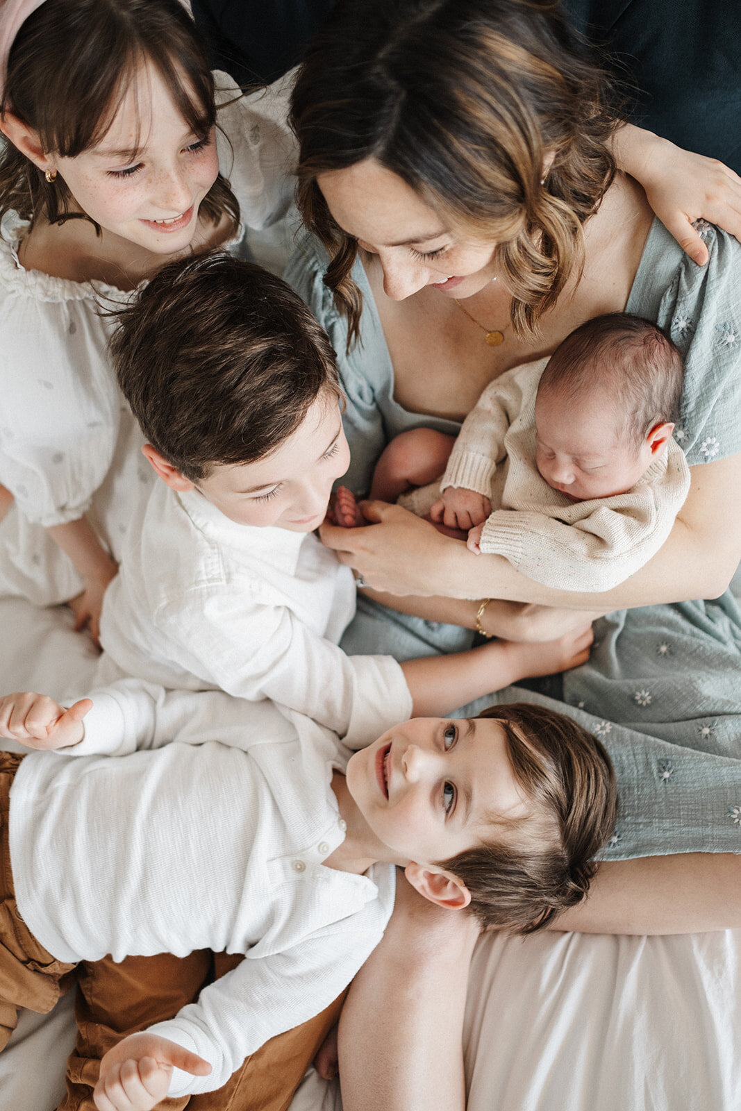 big family in-home newborn photo 