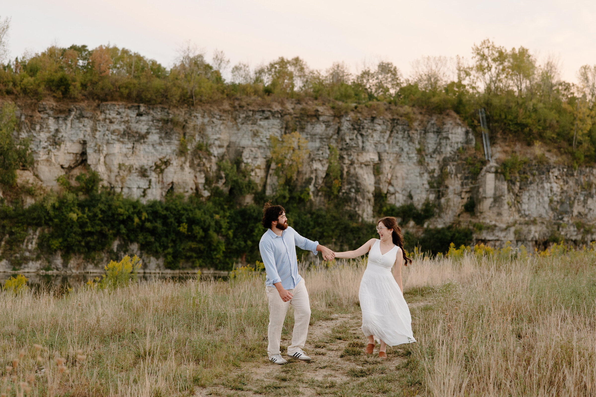 LiaMaxEngagement-215