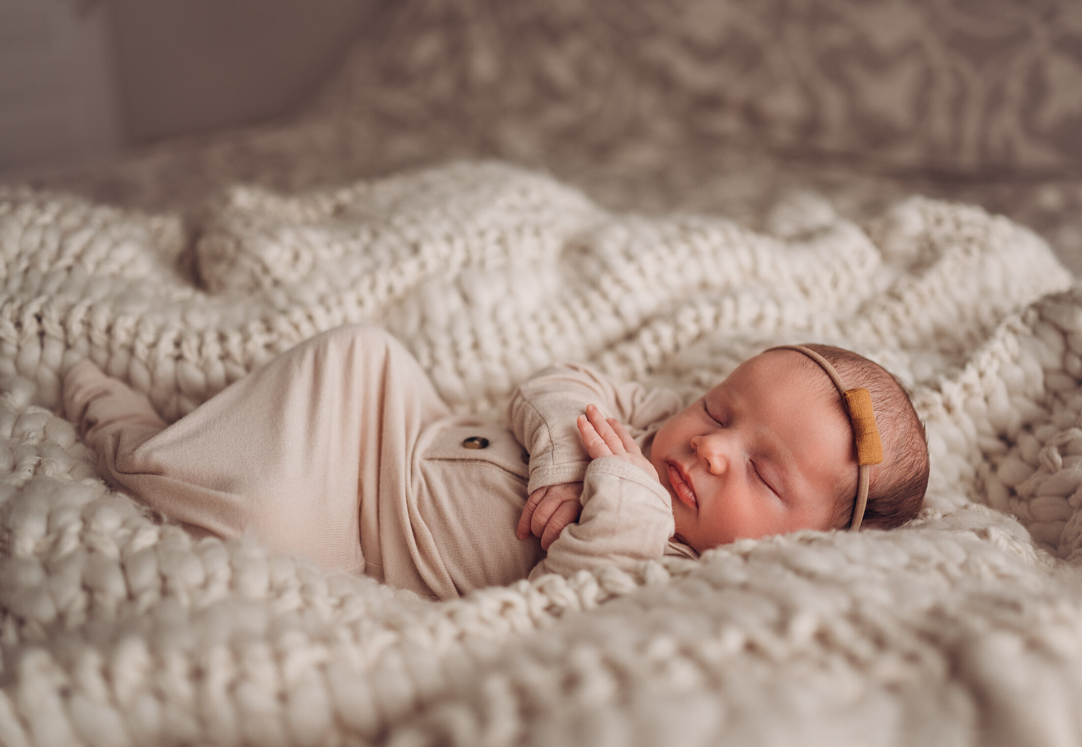 newborn photos at home