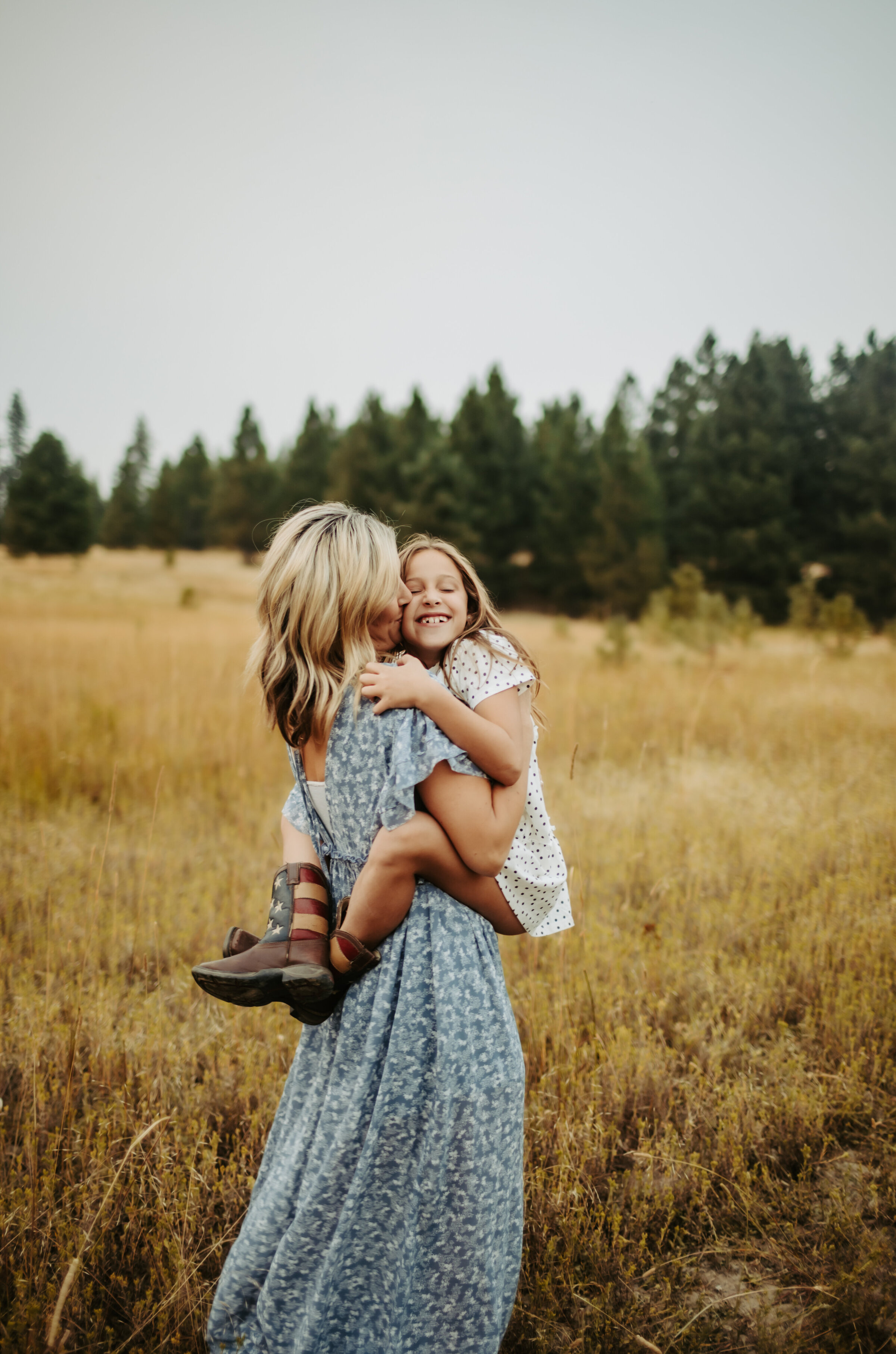 mcminnville family photographer mom2