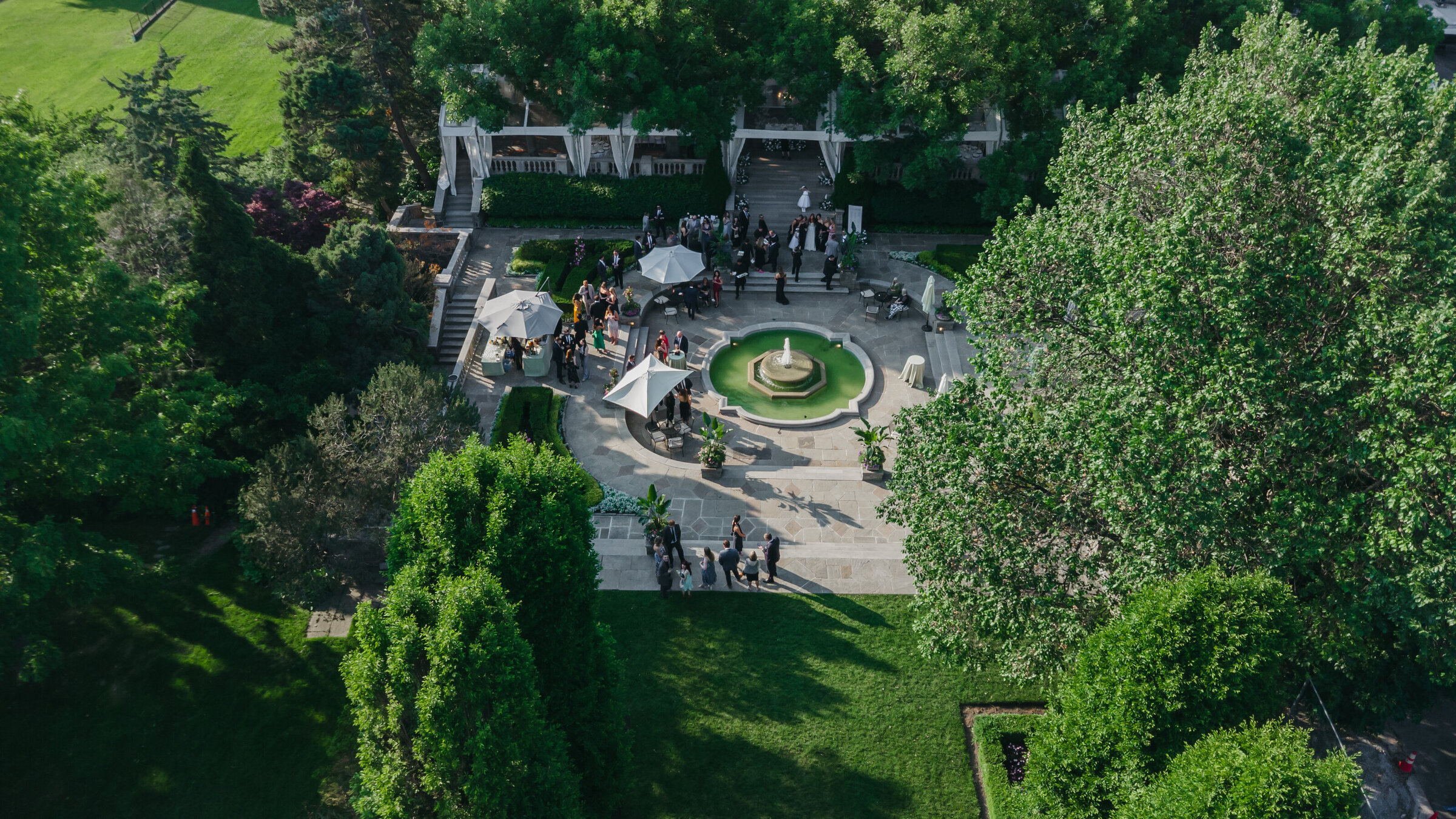 Cacie_Carroll@CacieCarrollPhotography_ItalianSummerWedding_GraydonHallManor_TorontoCanada-1566