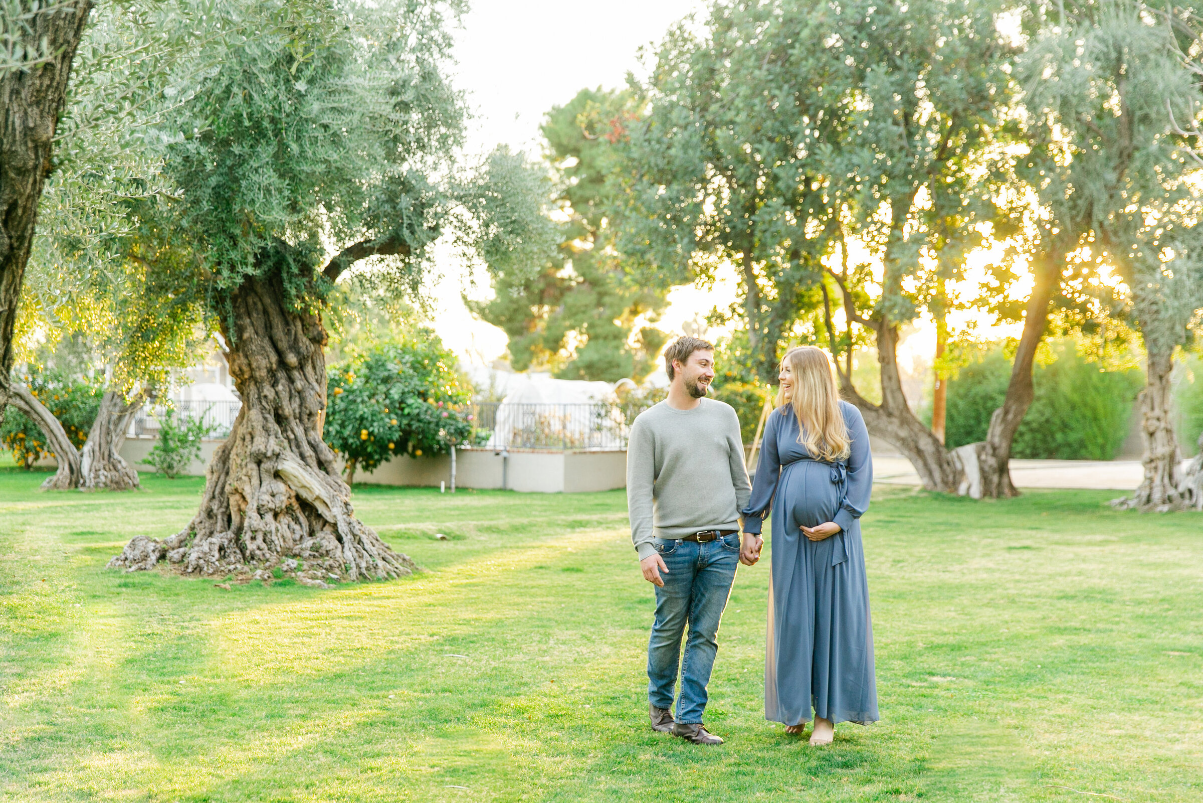 Karlie Colleen Photography - Phoenix Arizona Maternity Session - Green Historic Home - Hannah & Calvin -100
