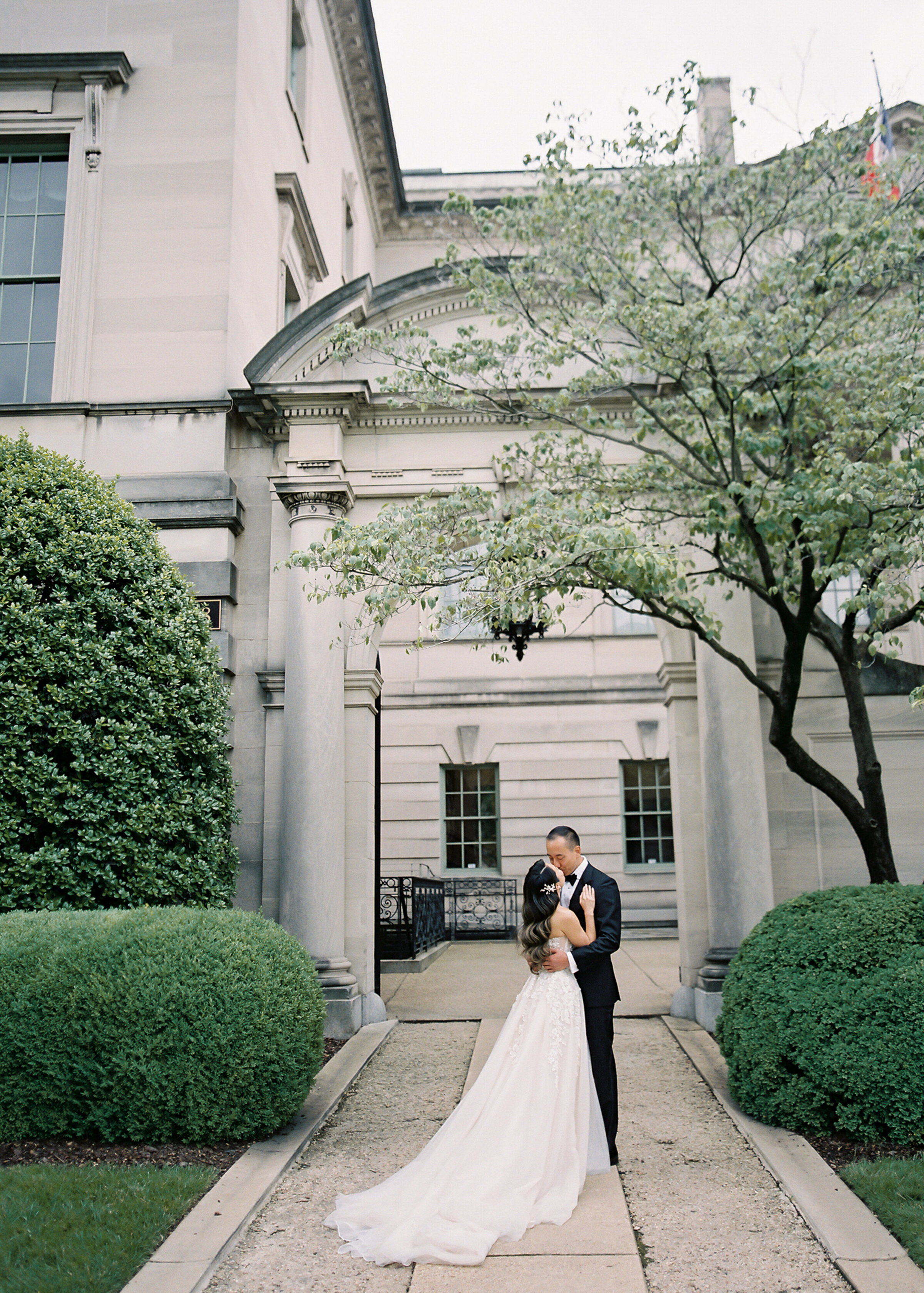 _Anderson_House_DC_Fine Art Film Wedding Luxury Photographer Pam Barefoot Bride _Vicki_Grafton_Photography.JPG44
