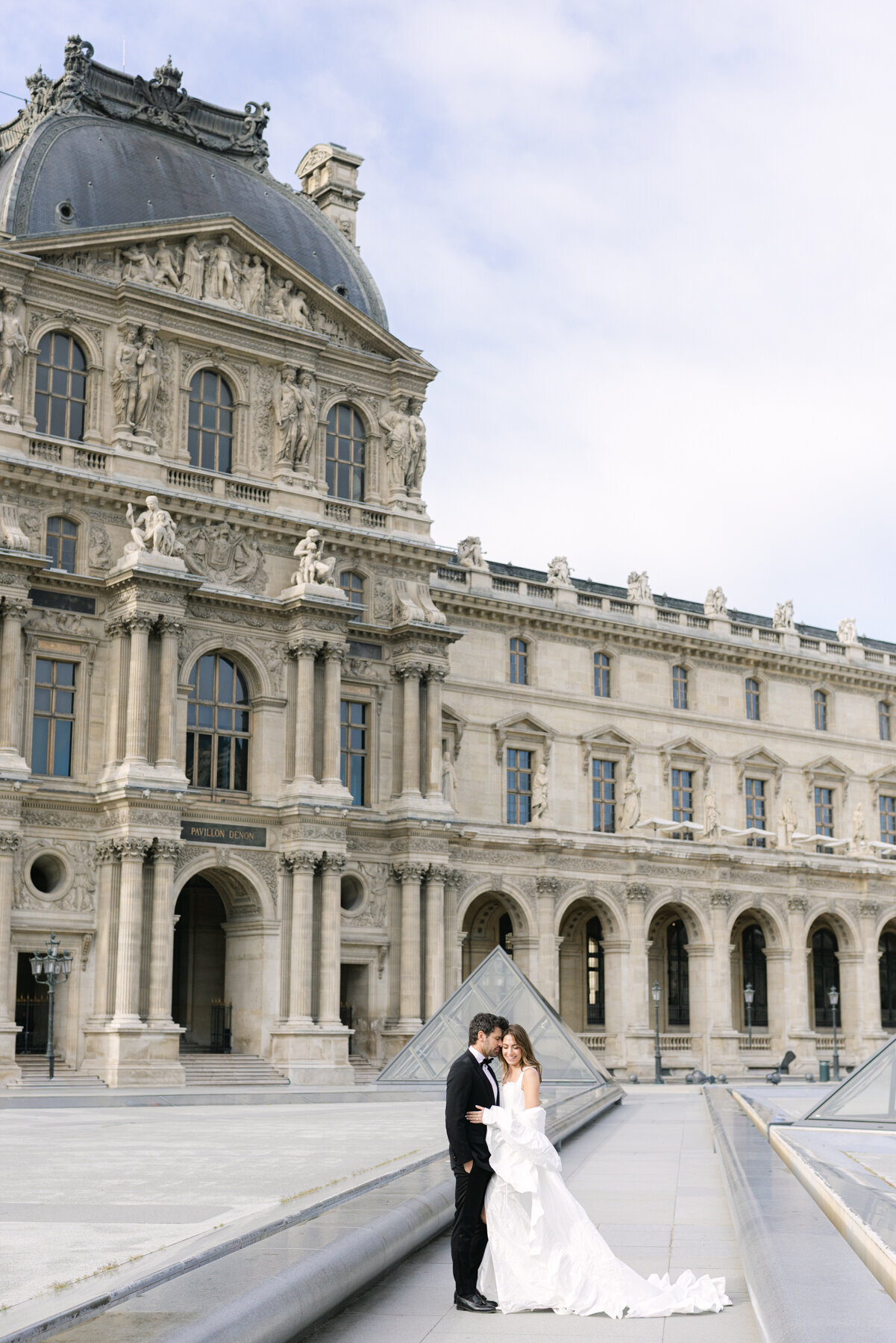 paris-elopement-louvre-7