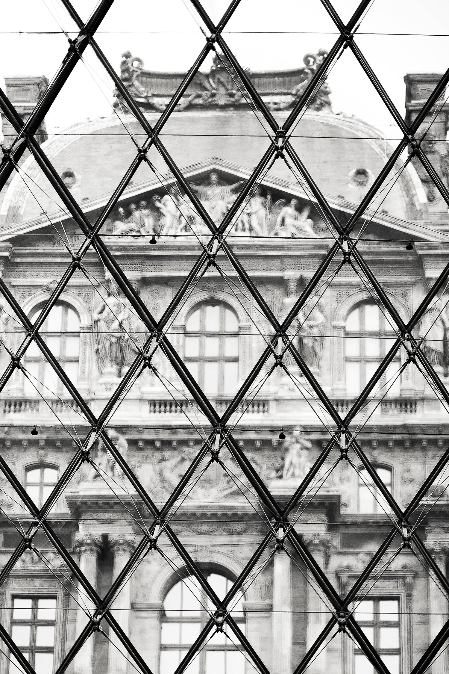 Louvre Old and New BW