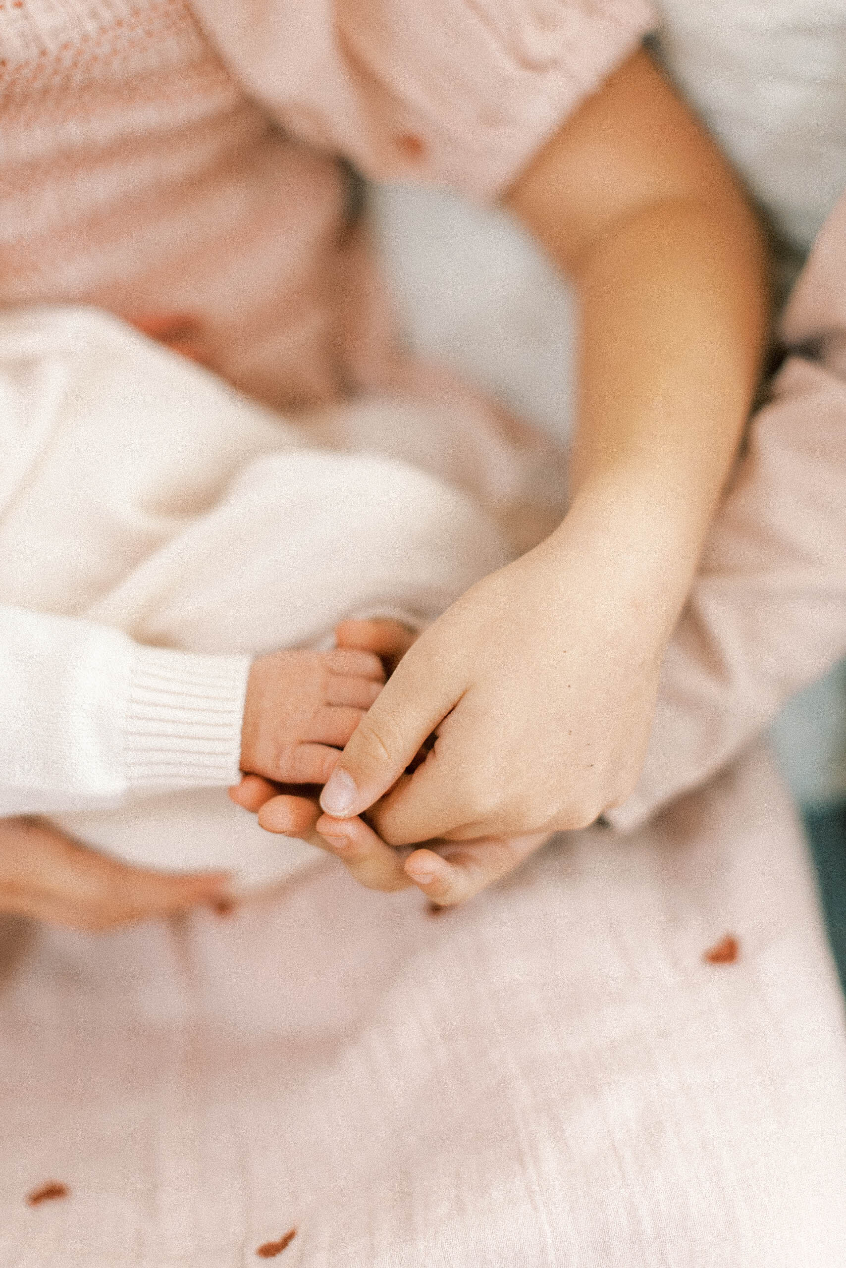RosenNewbornSession2024-34