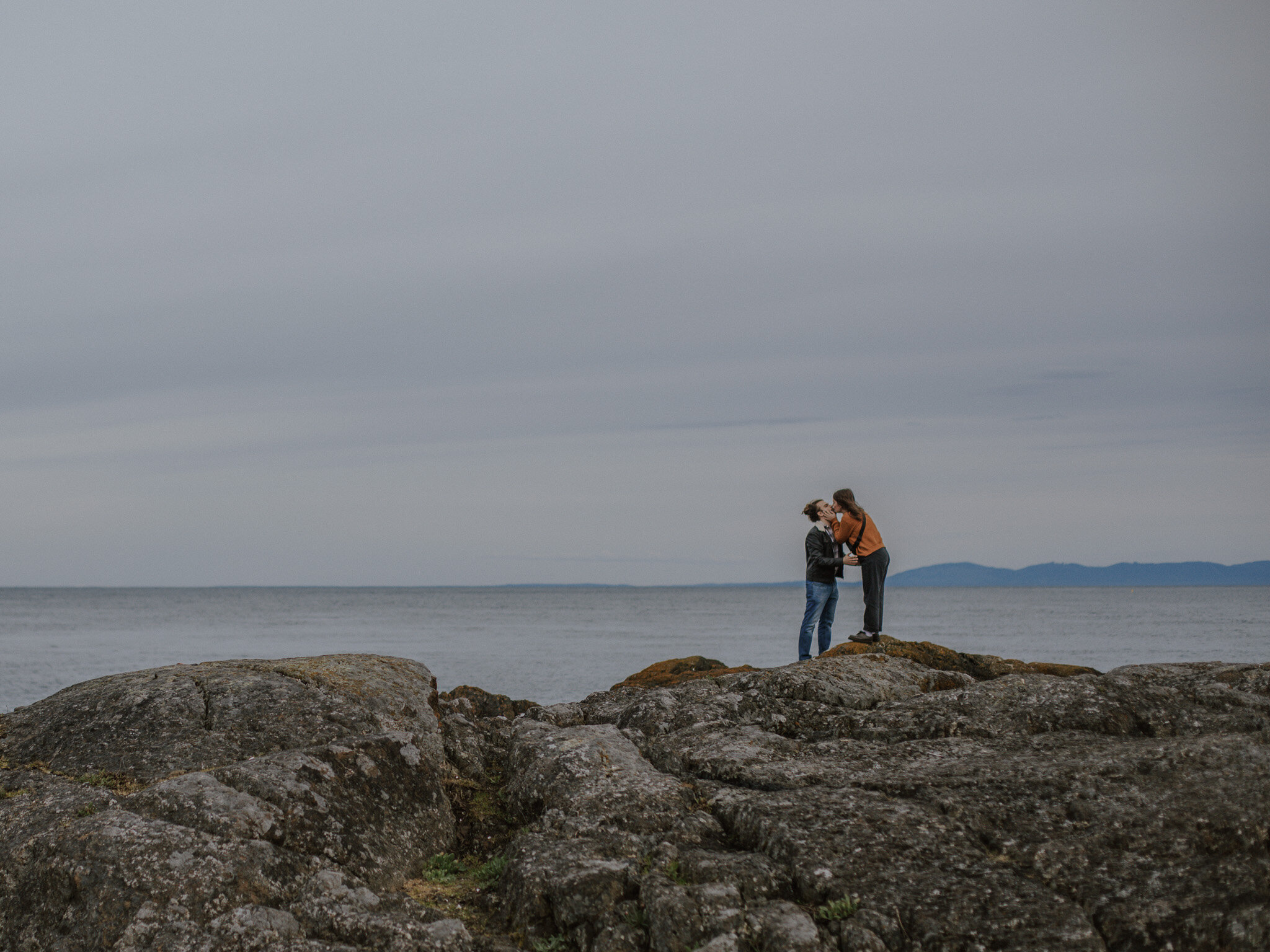 gonzales beach victoria engagement photo