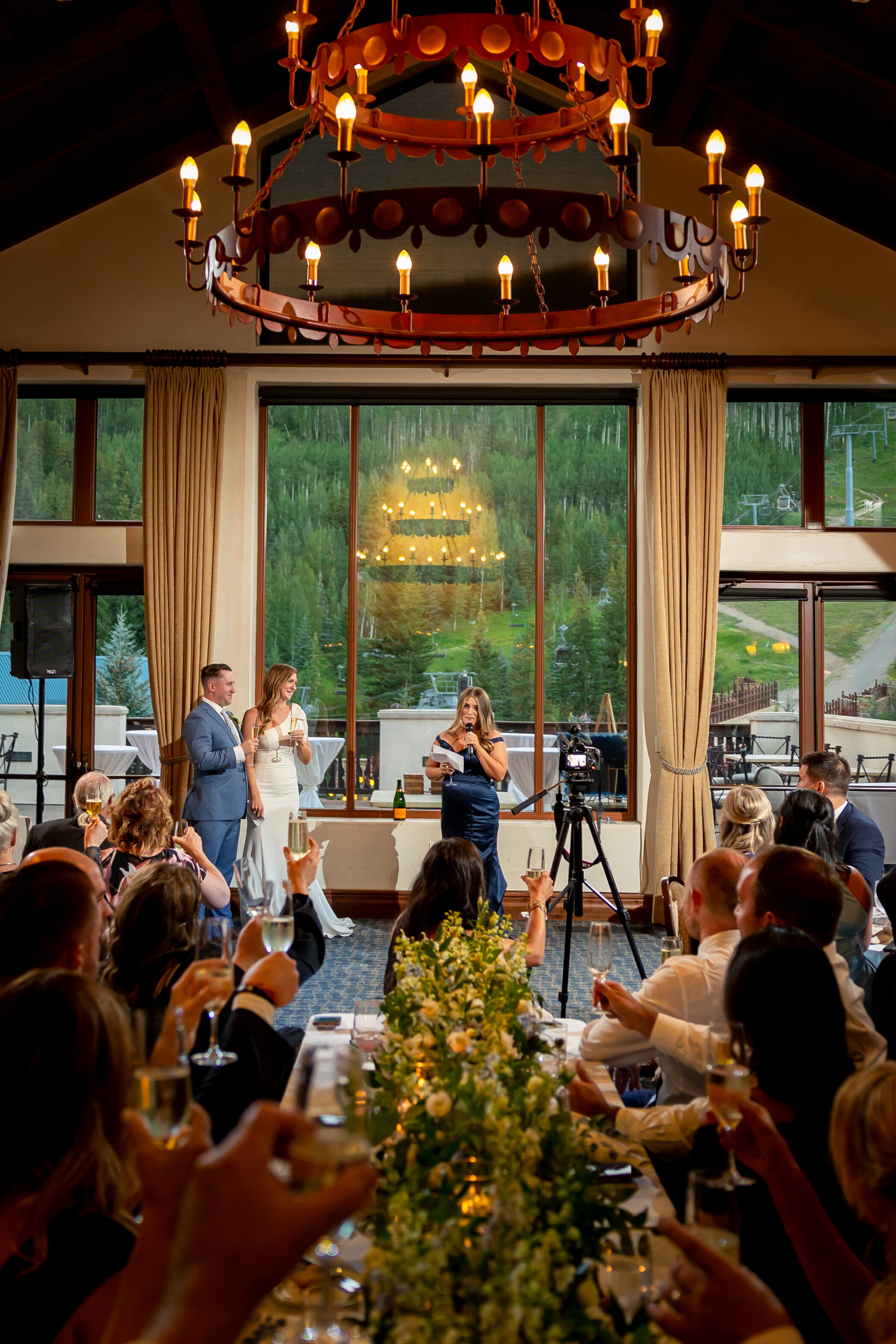 Hillary-Shedd-Photography-The-Arrabelle-at-Vail-Square-Wedding-Venue-6