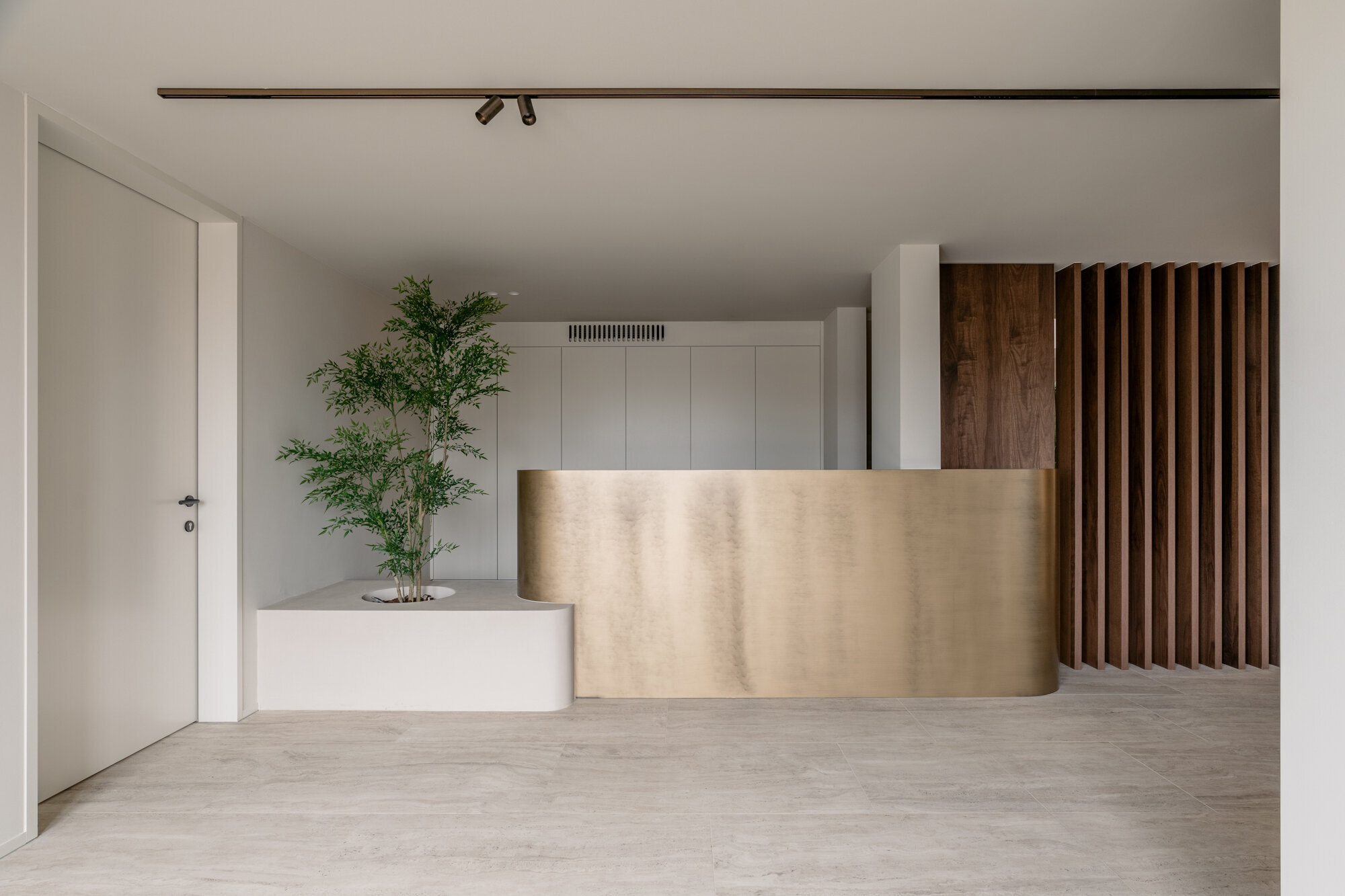 AST-ash studio-emergo-Hannelore Veelaert-A7404575-HDR-lo res