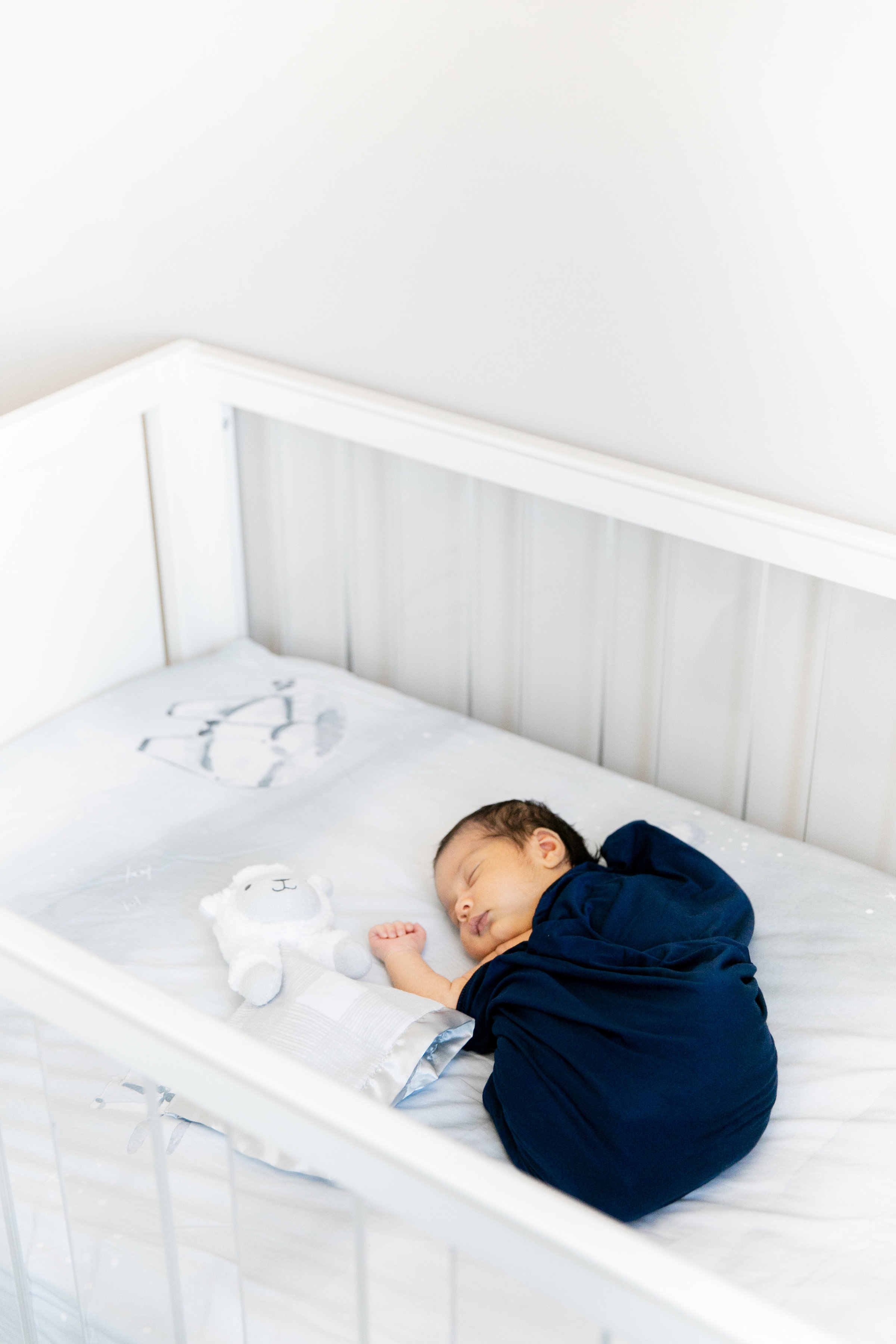 Karlie Colleen Photography - Arizona Newborn Lifestyle Session - Jessica & Aaron -45