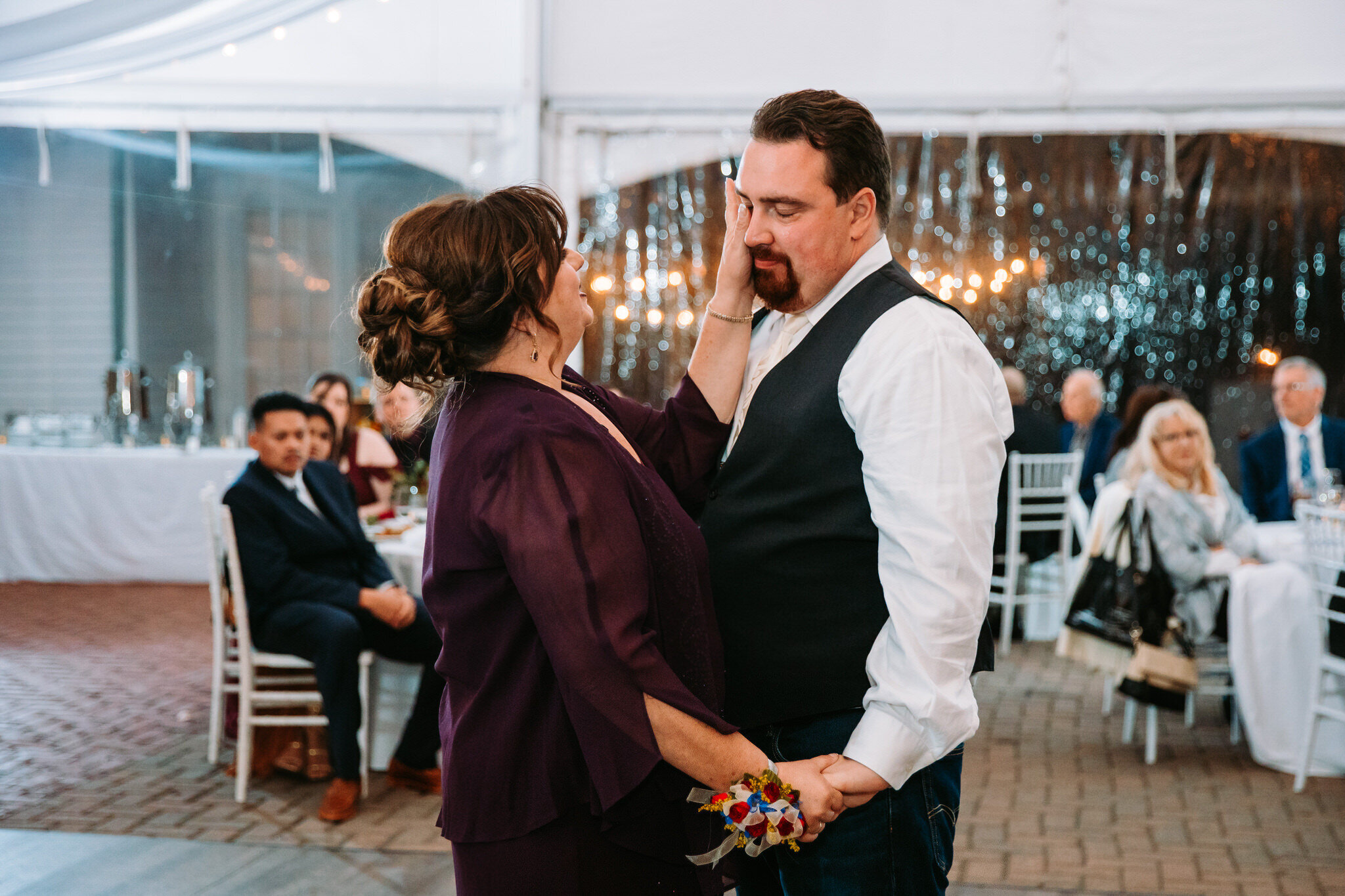 fruitlands-museum-wedding-harvard-massachusetts-new-england-wedding-photographer-andrea-van-orsouw-photography-105
