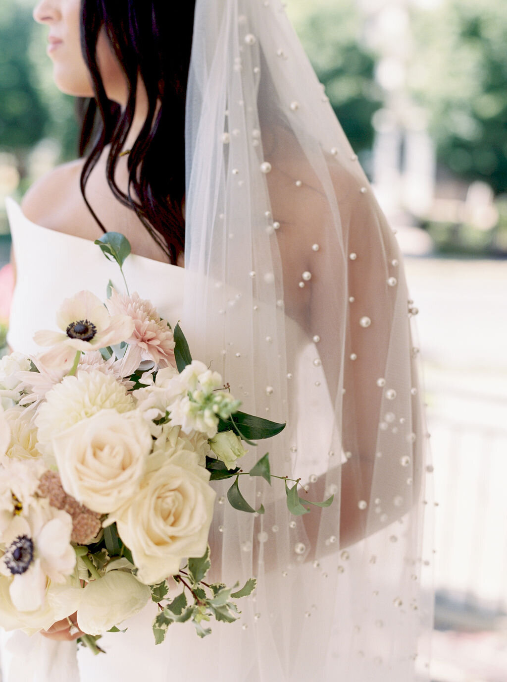 Ali-Reed-Photography-Alexandra-Elise-Photography-Rochester-New-York-Film-Wedding-Photographer-The-Strathallan-059