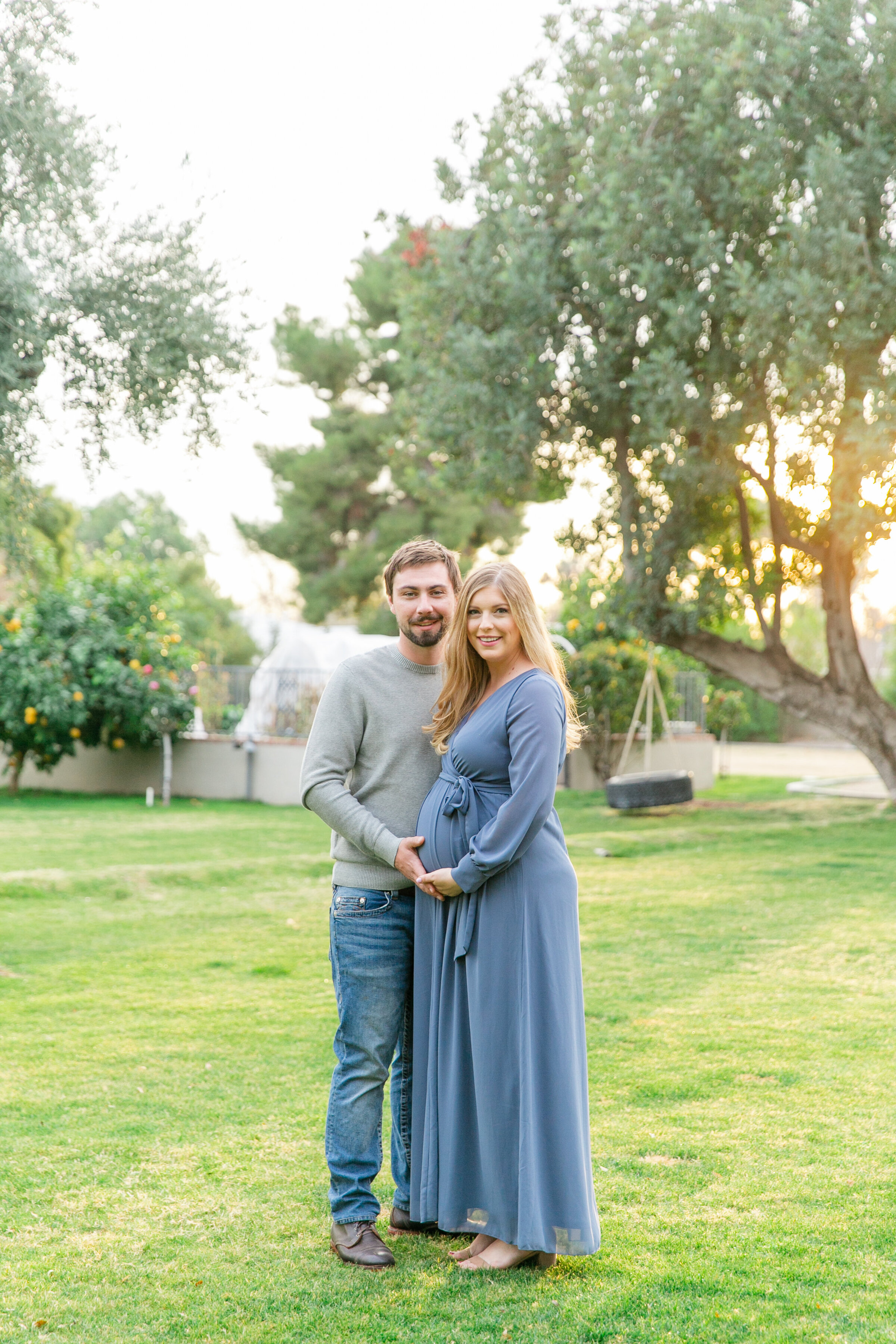 Karlie Colleen Photography - Phoenix Arizona Maternity Session - Green Historic Home - Hannah & Calvin -62