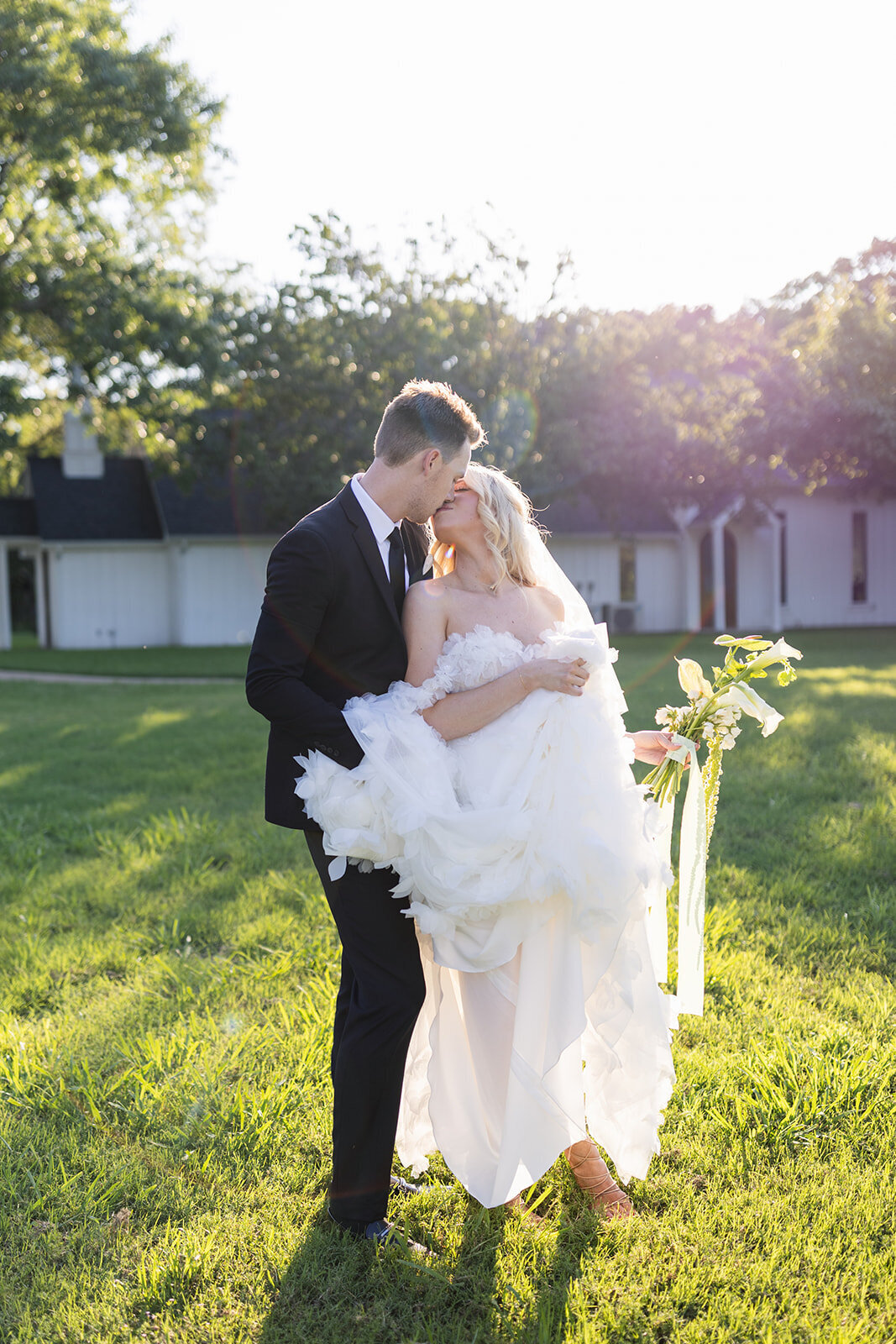 Summer-Dallas-Wedding-Design