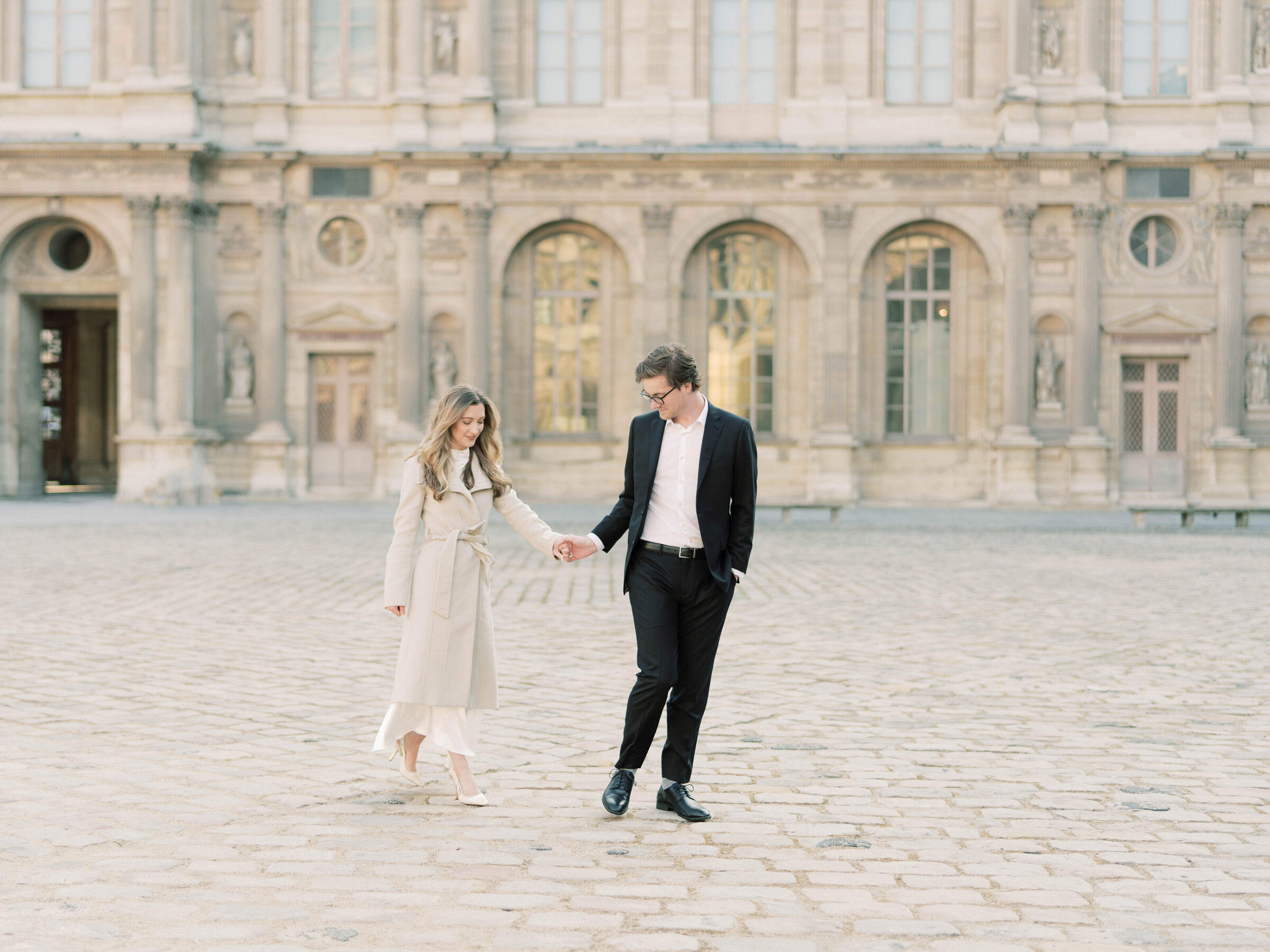 the-louvre-engagement-session-chicago-film-wedding-photographer-sarah-sunstrom-photgraphy