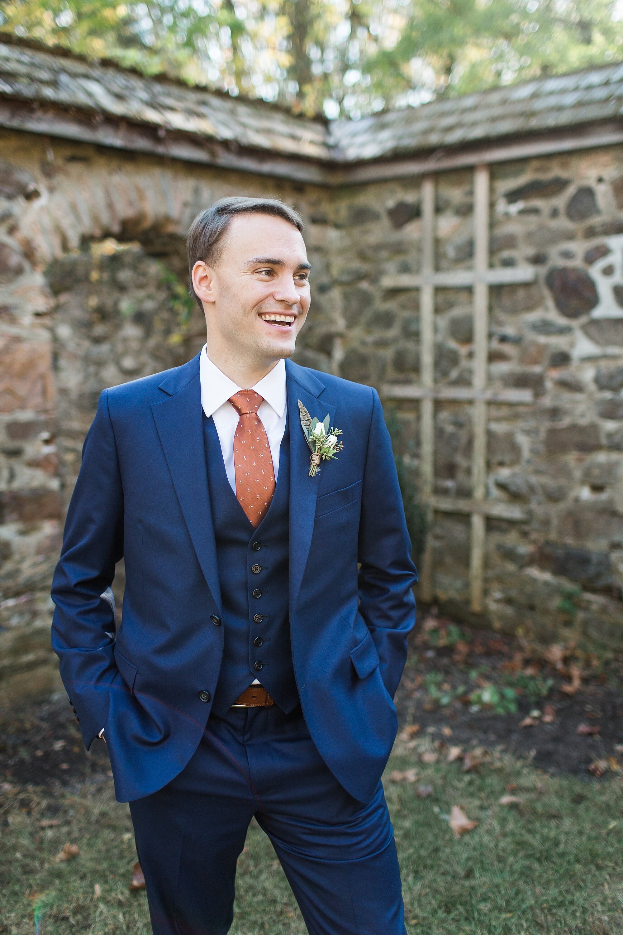 groom at Parque Ridley Creek wedding