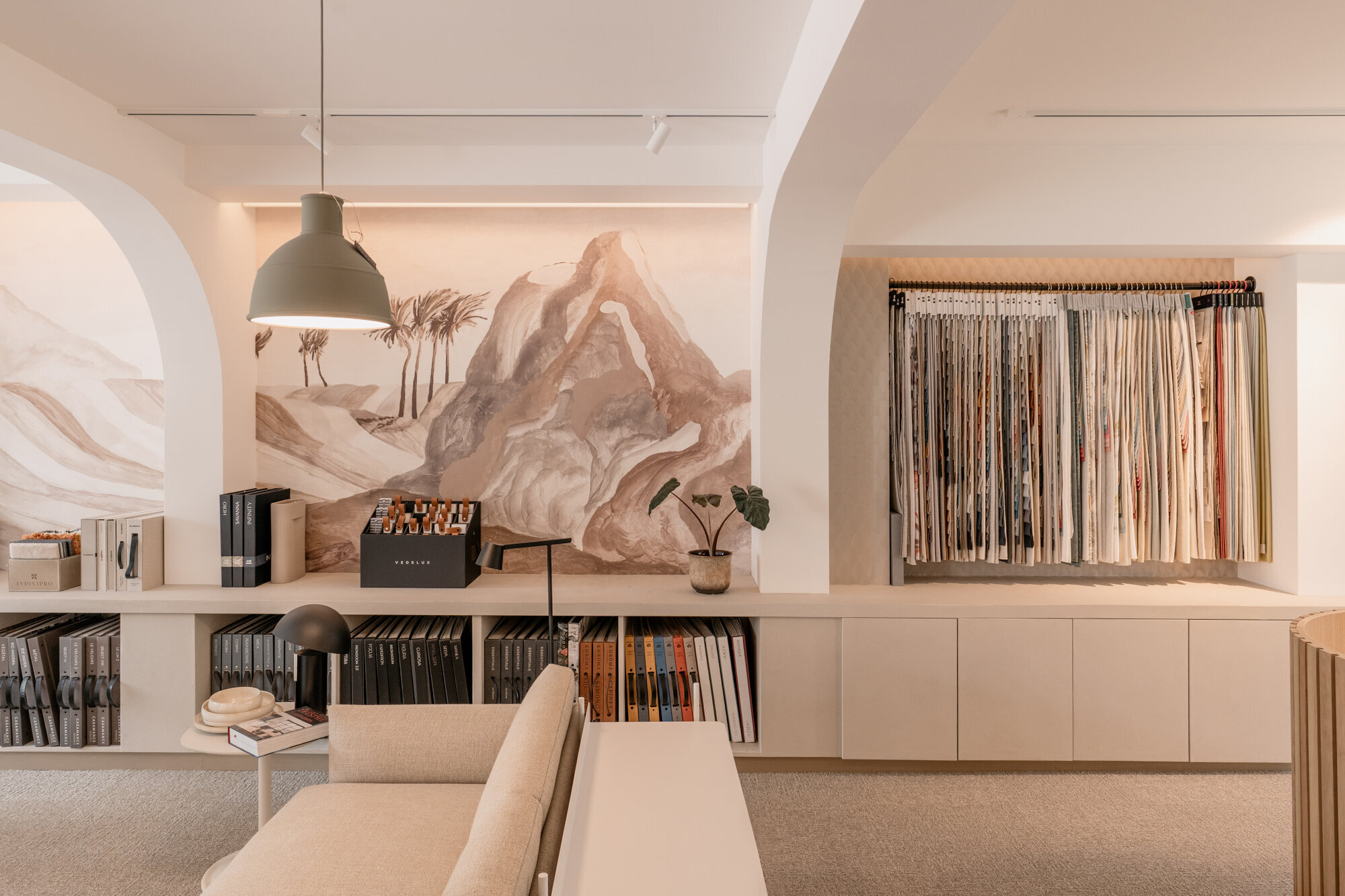 AST-ash studio-Wilca decor-Hannelore Veelaert-A7403836-lo res