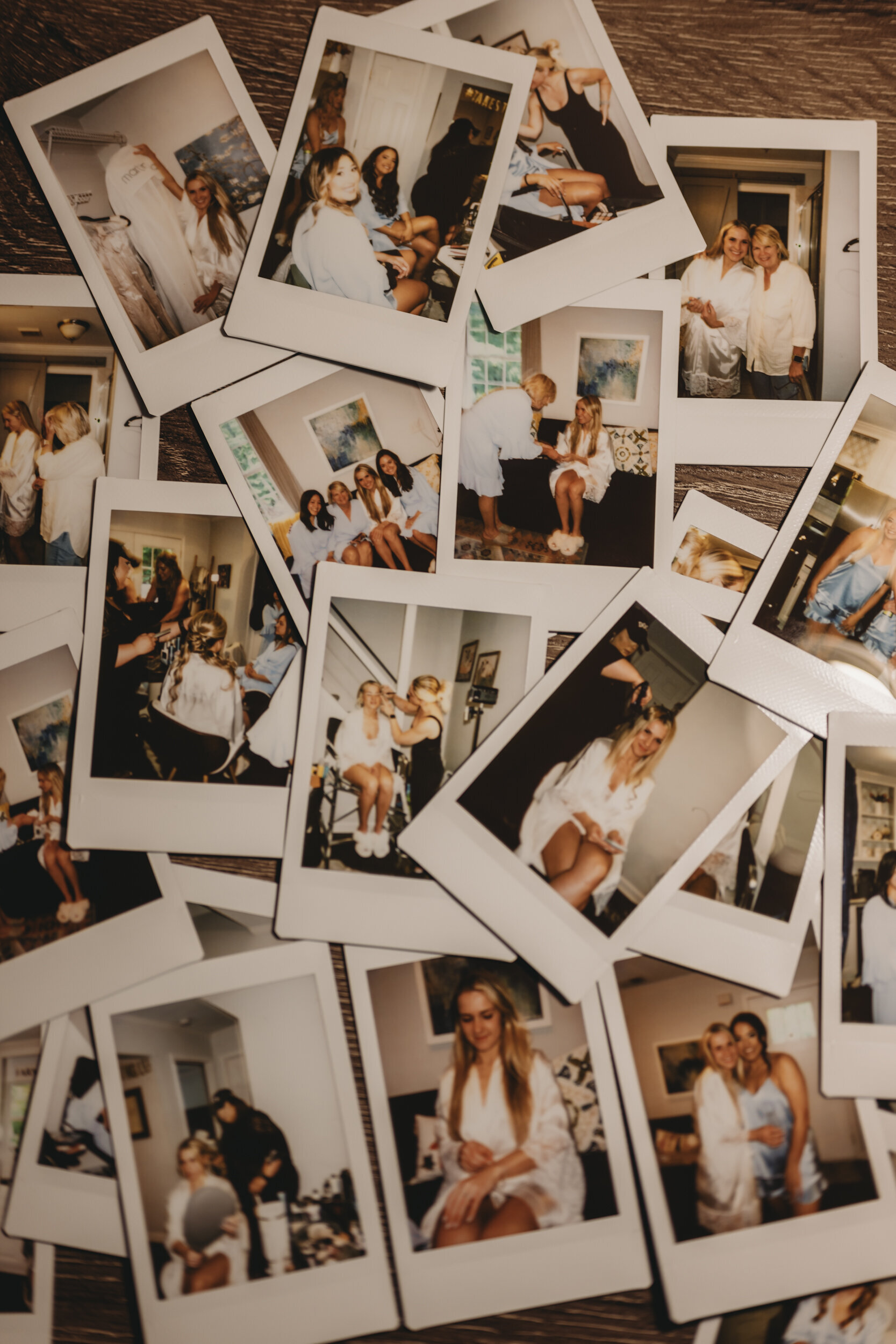 wedding-party-polaroids