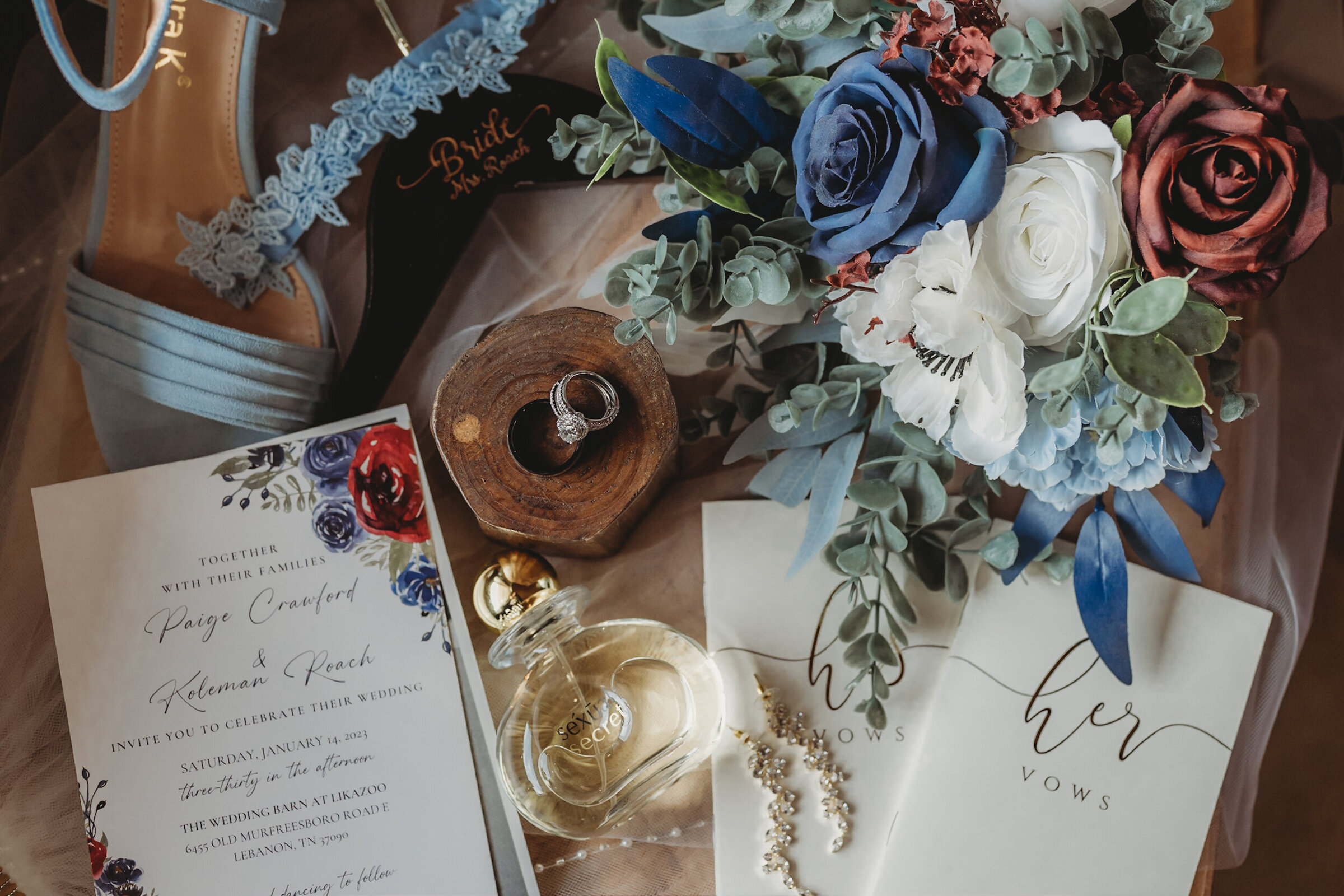 wedding-details-flat-lay