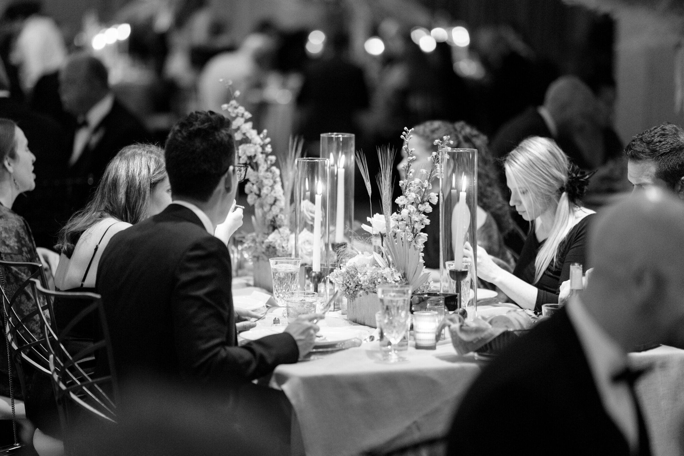 Berlez-Aspen-Avenue-Chicago-Wedding-Photographer-Adler-Planetarium-Food-For-Thought-Christine-Janda-Event-Brilliance-Editorial-109