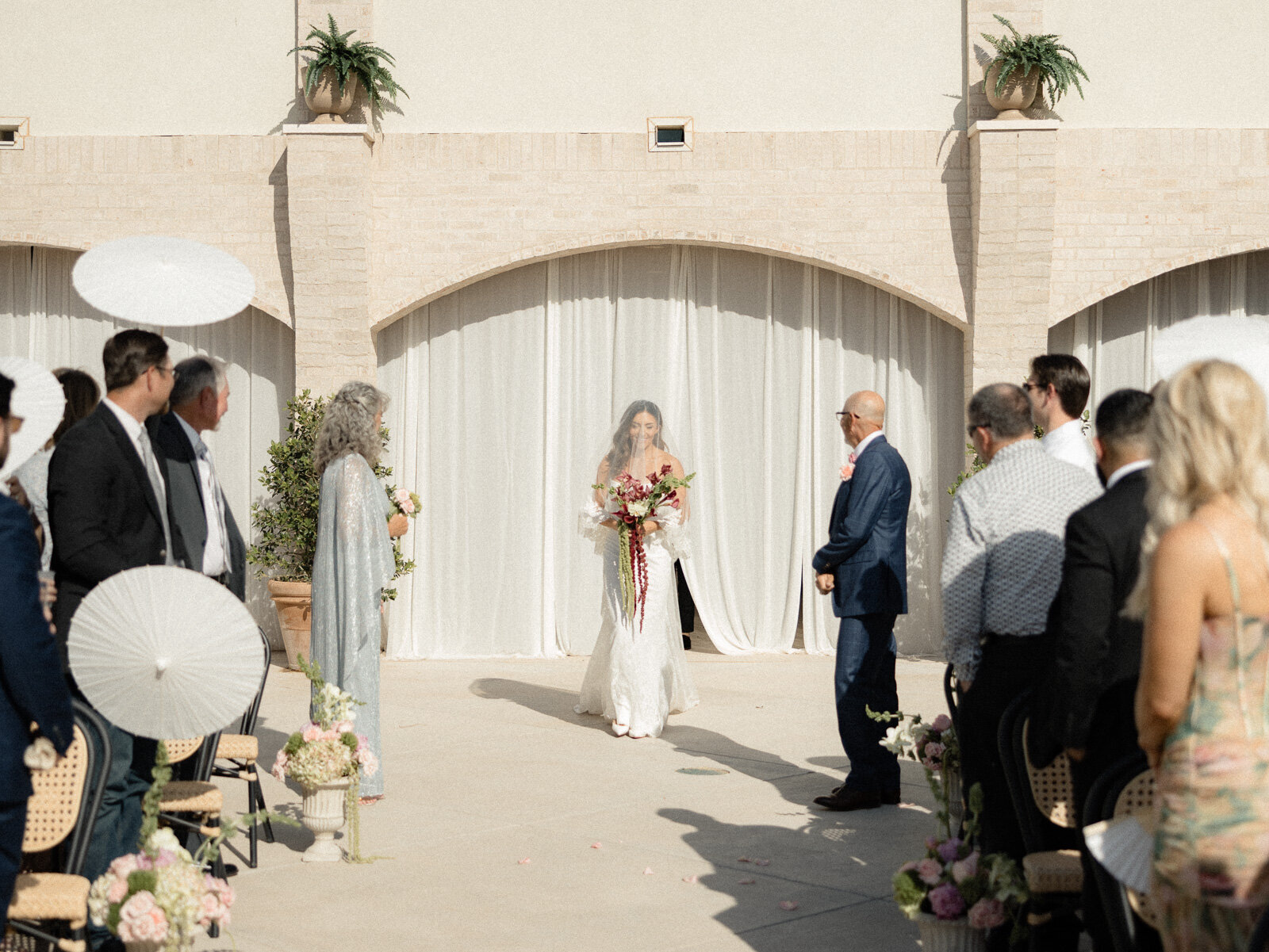 andreaandsean-adelphocellarswedding-dawnphotoco-172