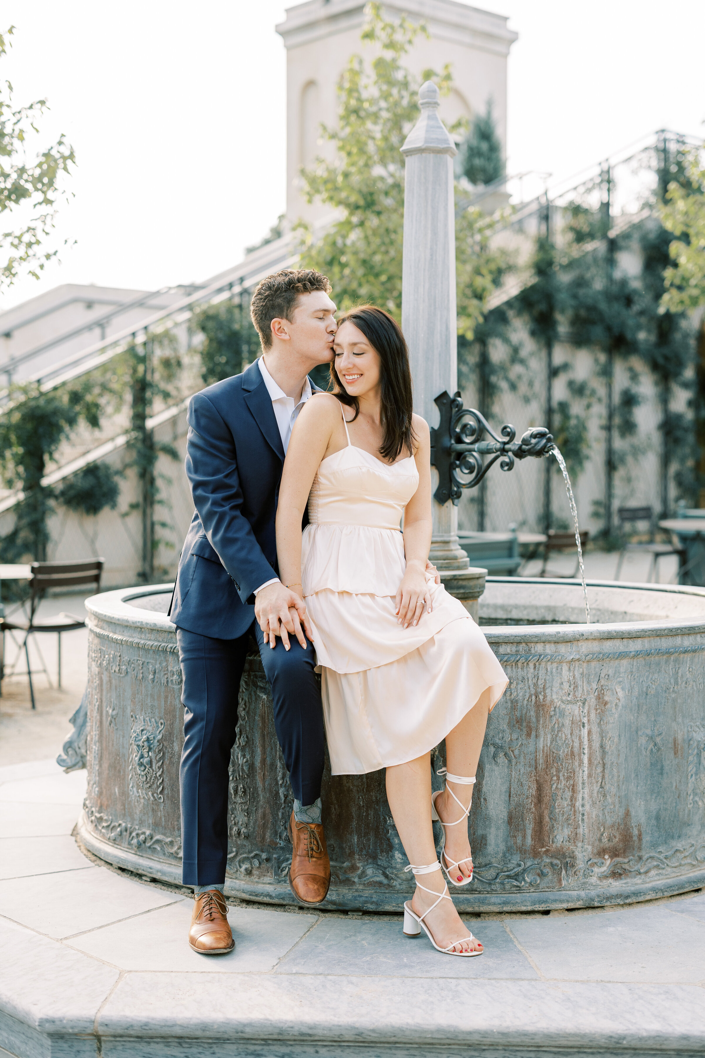 Longwood-gardens-engagement-photo