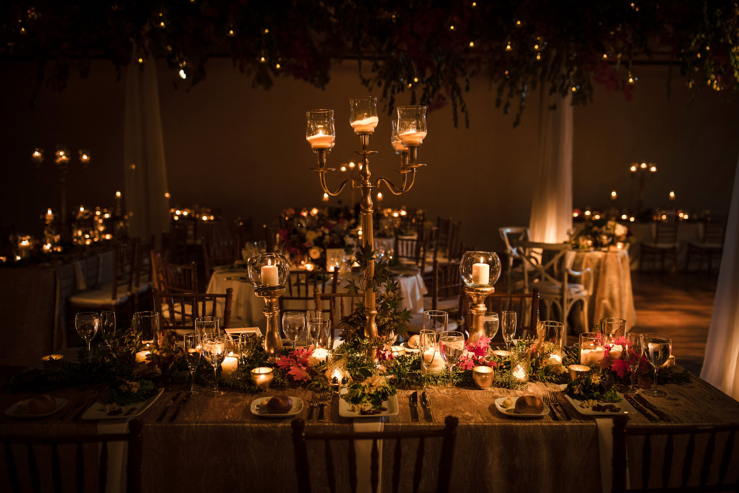 front-palmer-wedding-reception-decor