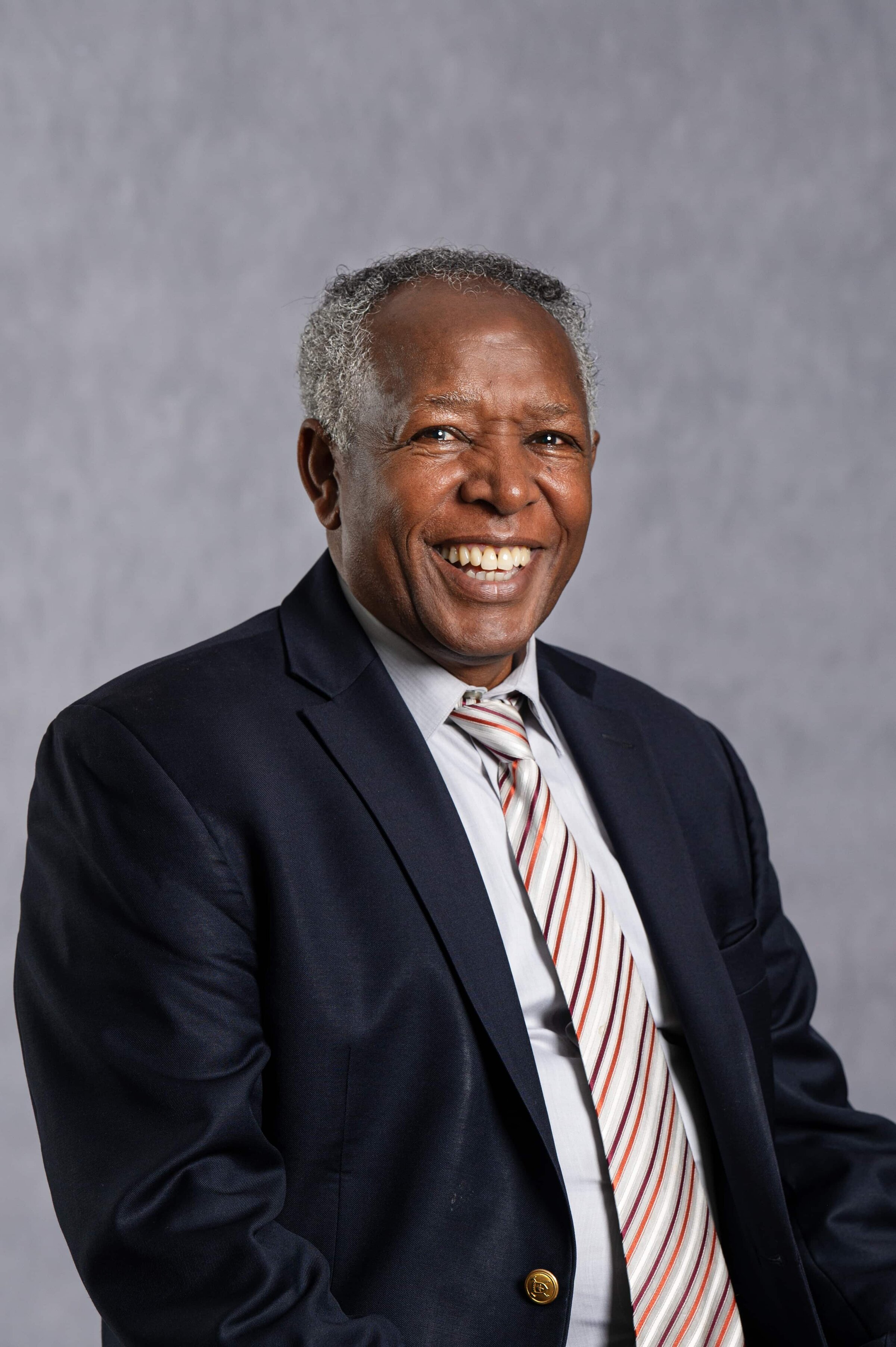 Virginia headshot photographer – studio lighting session for professionals