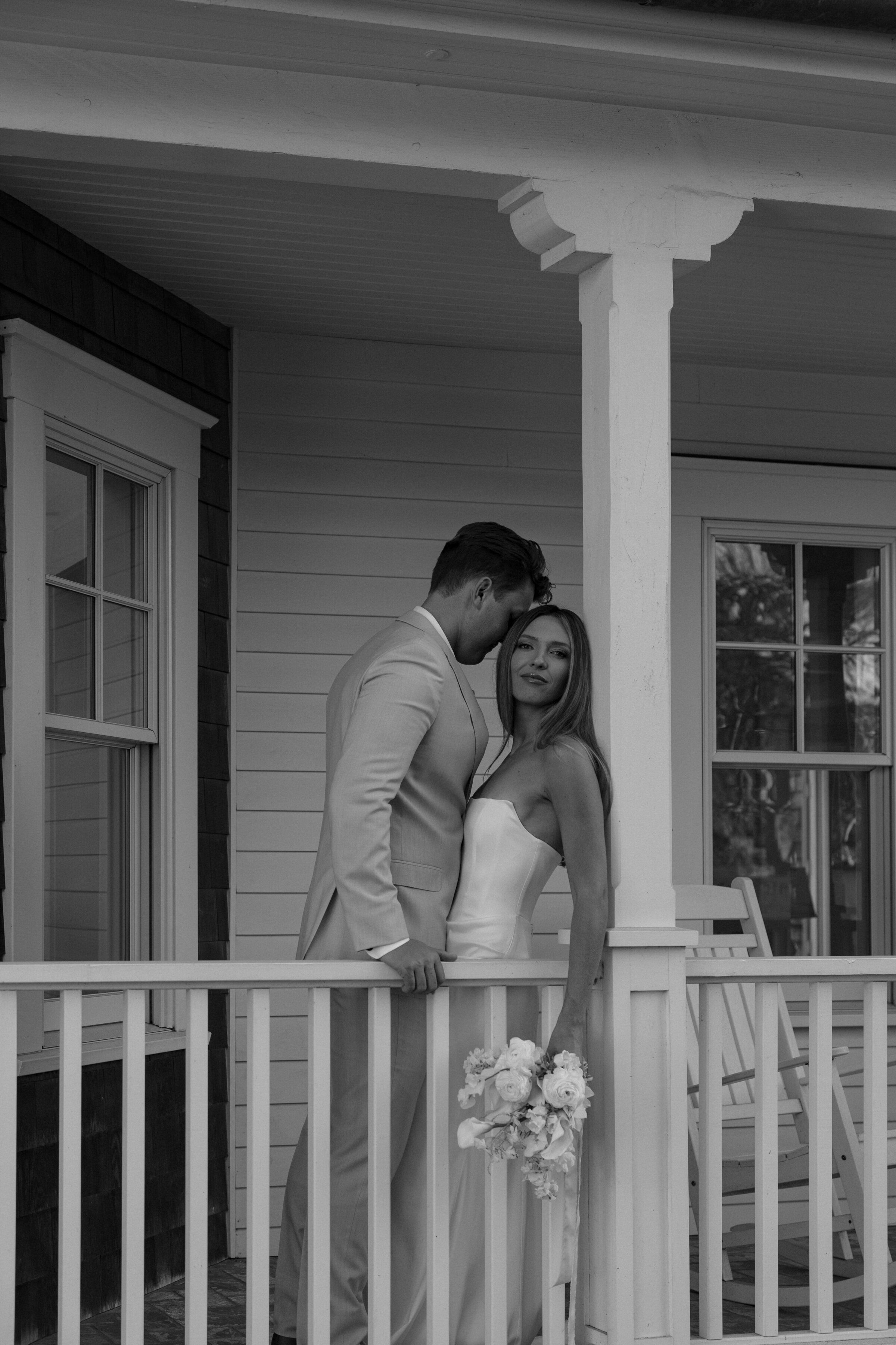 documentary-style-wedding-photographer-intimate-celebration2