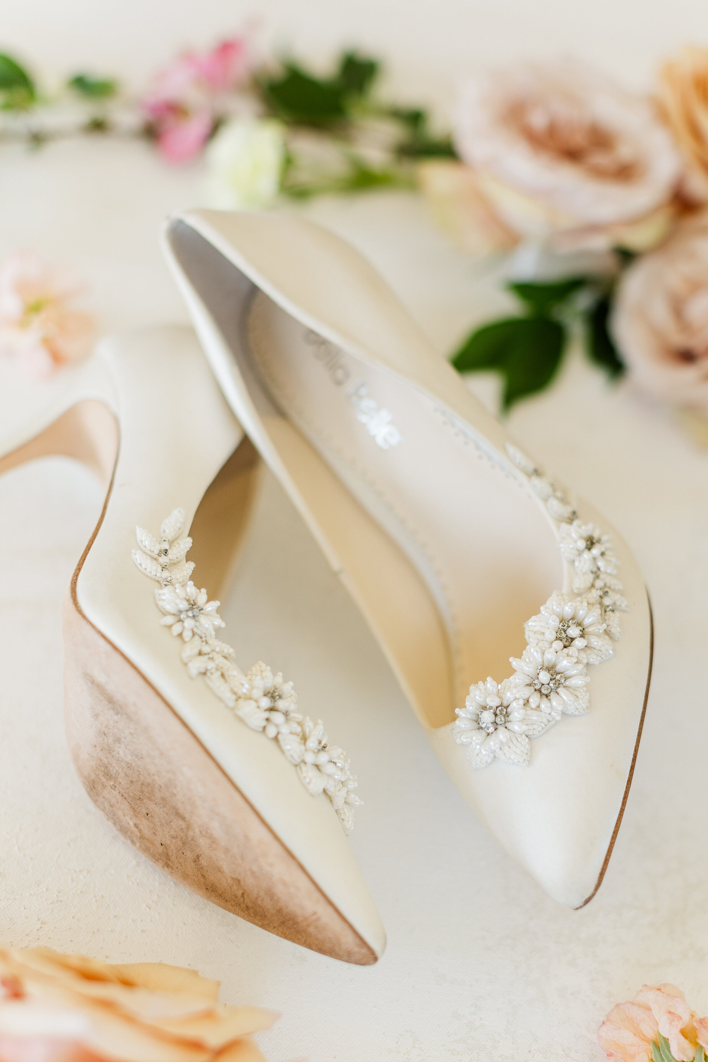 wedding-shoes-detail-portrait, bella-belle-wedding-shoes