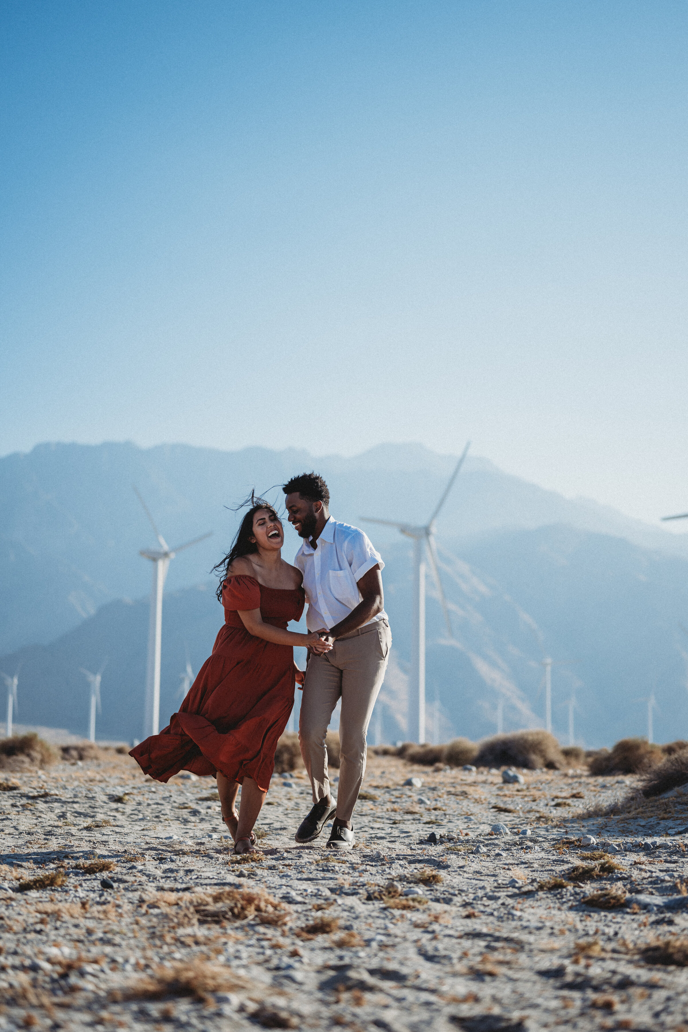 palm-springs-windmills-couple-1