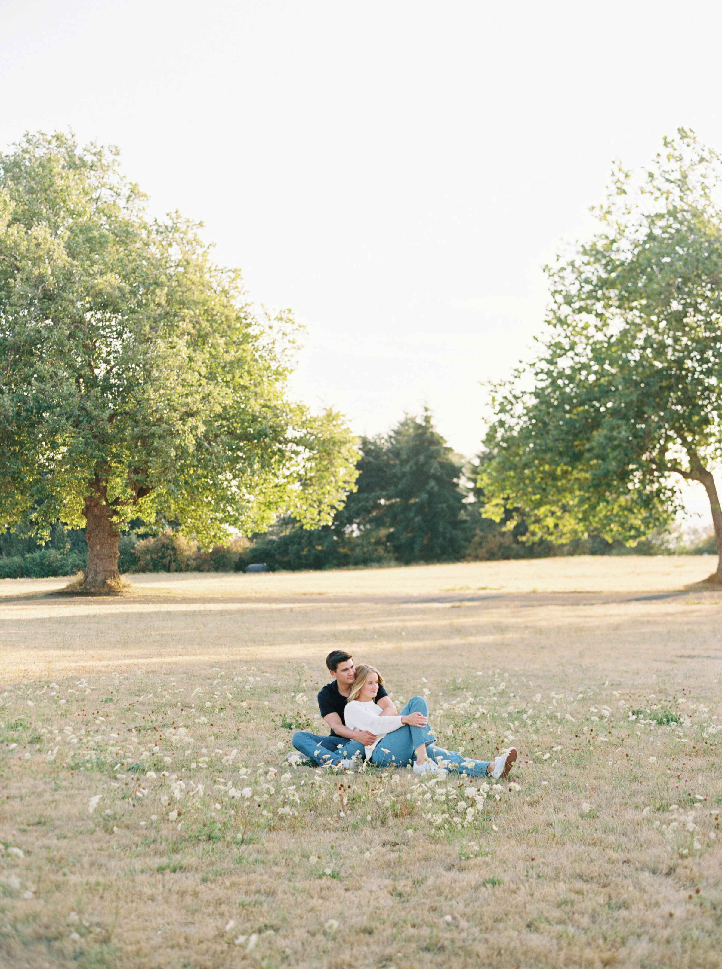 discovery-park-engagement-photos-summer-flower-field-4
