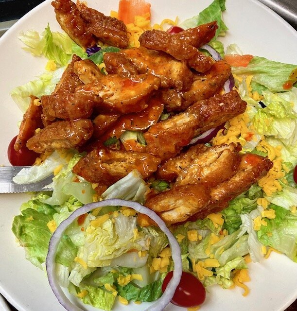 Breaded Buffalo Chic Salad