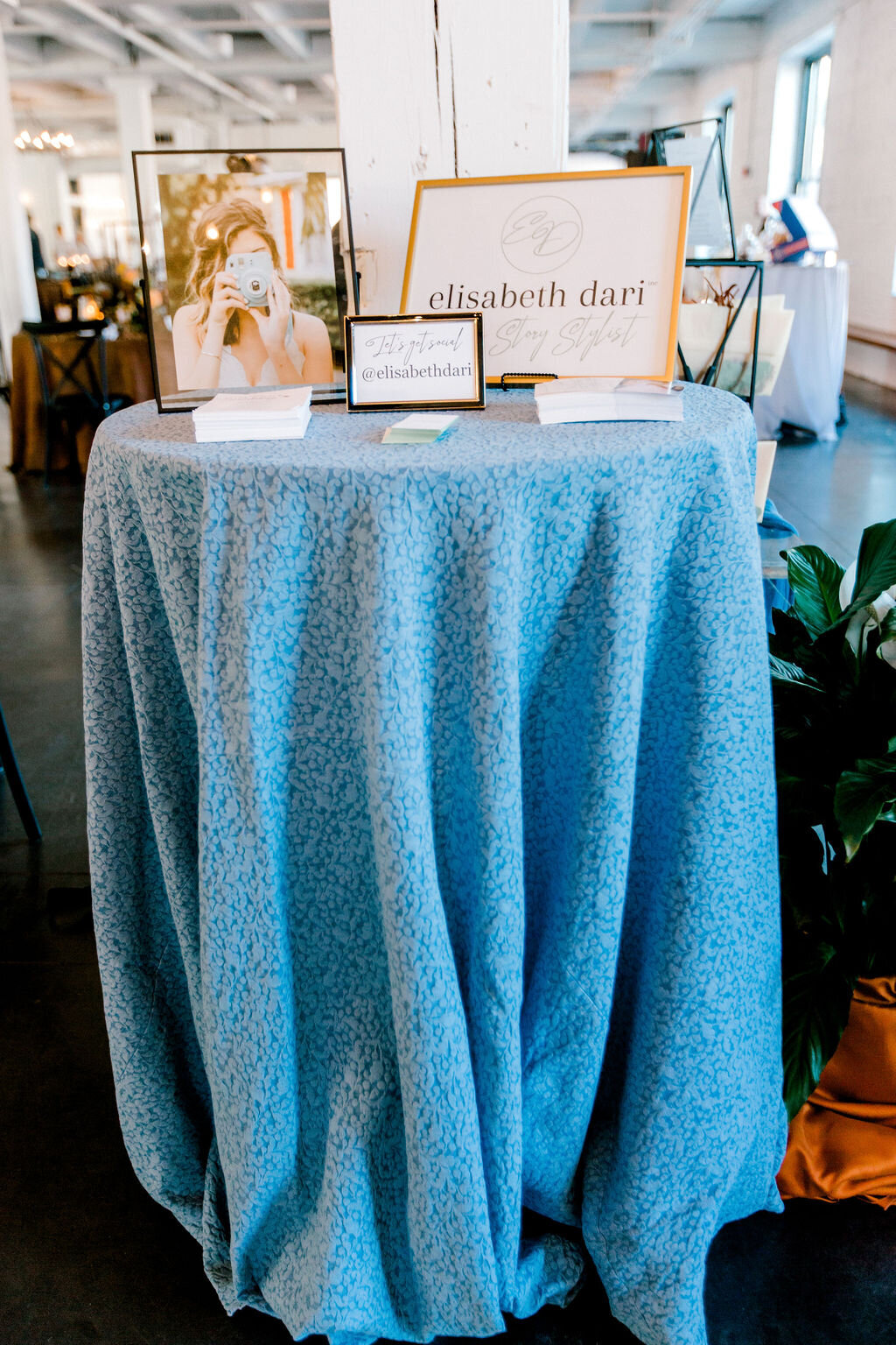 08.01.2019_BigFakeWedding_-556