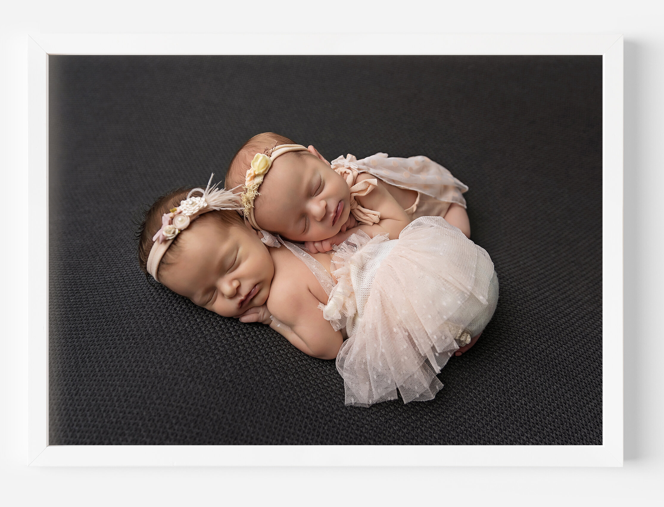 FineArt-Luxury-newborn-baby-pictures-Photographer-in-Fort-Worth8