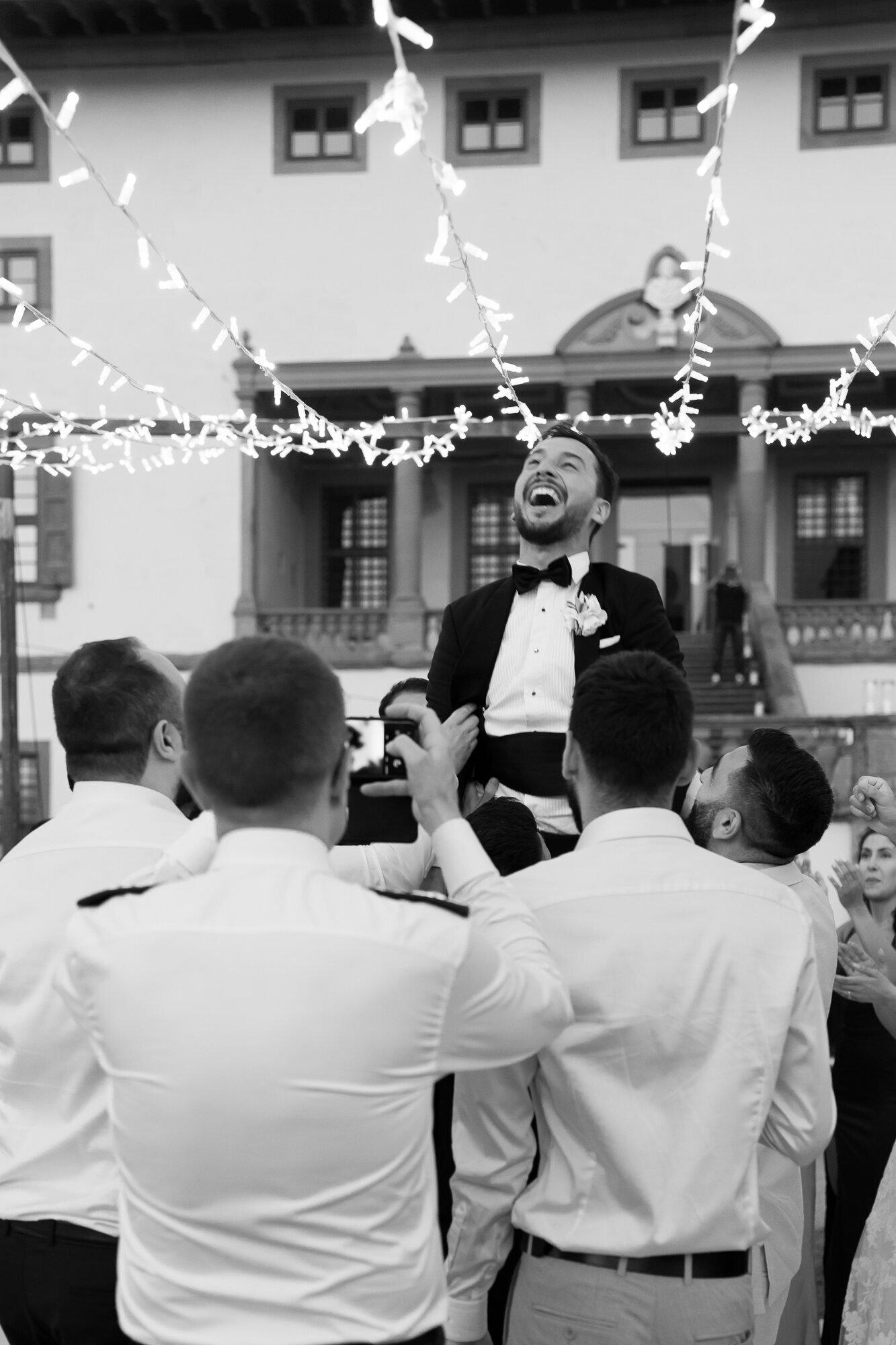 Wedding-photographer-in-Villa-Artimino0