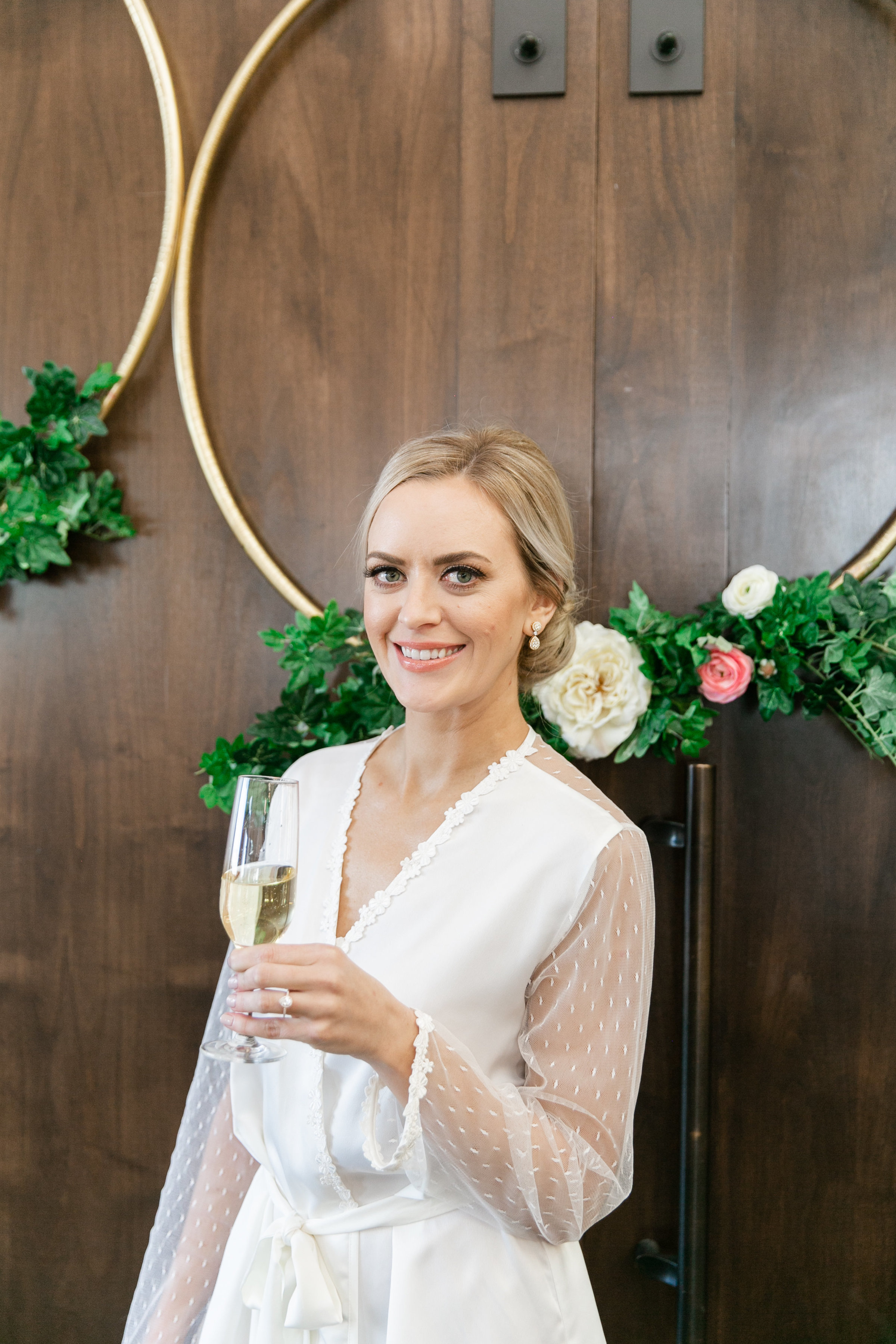 Karlie Colleen Photography - Arizona Wedding at The Troon Scottsdale Country Club - Paige & Shane -63