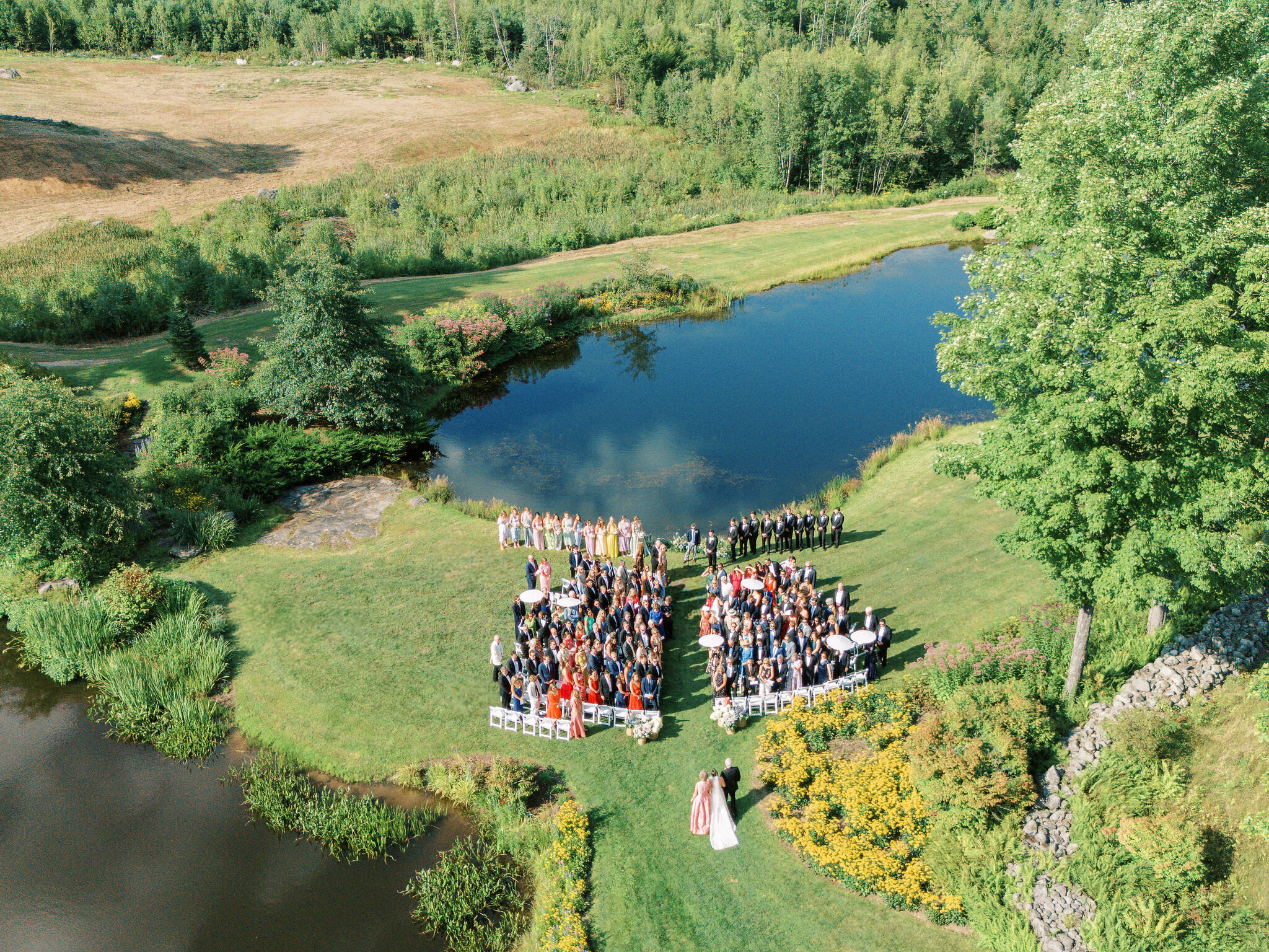 WeddingLuxuryNewHampshireBostonRoadsEndFarmRhodeIslandEditorialDocumentaryEsraYPhotography-104