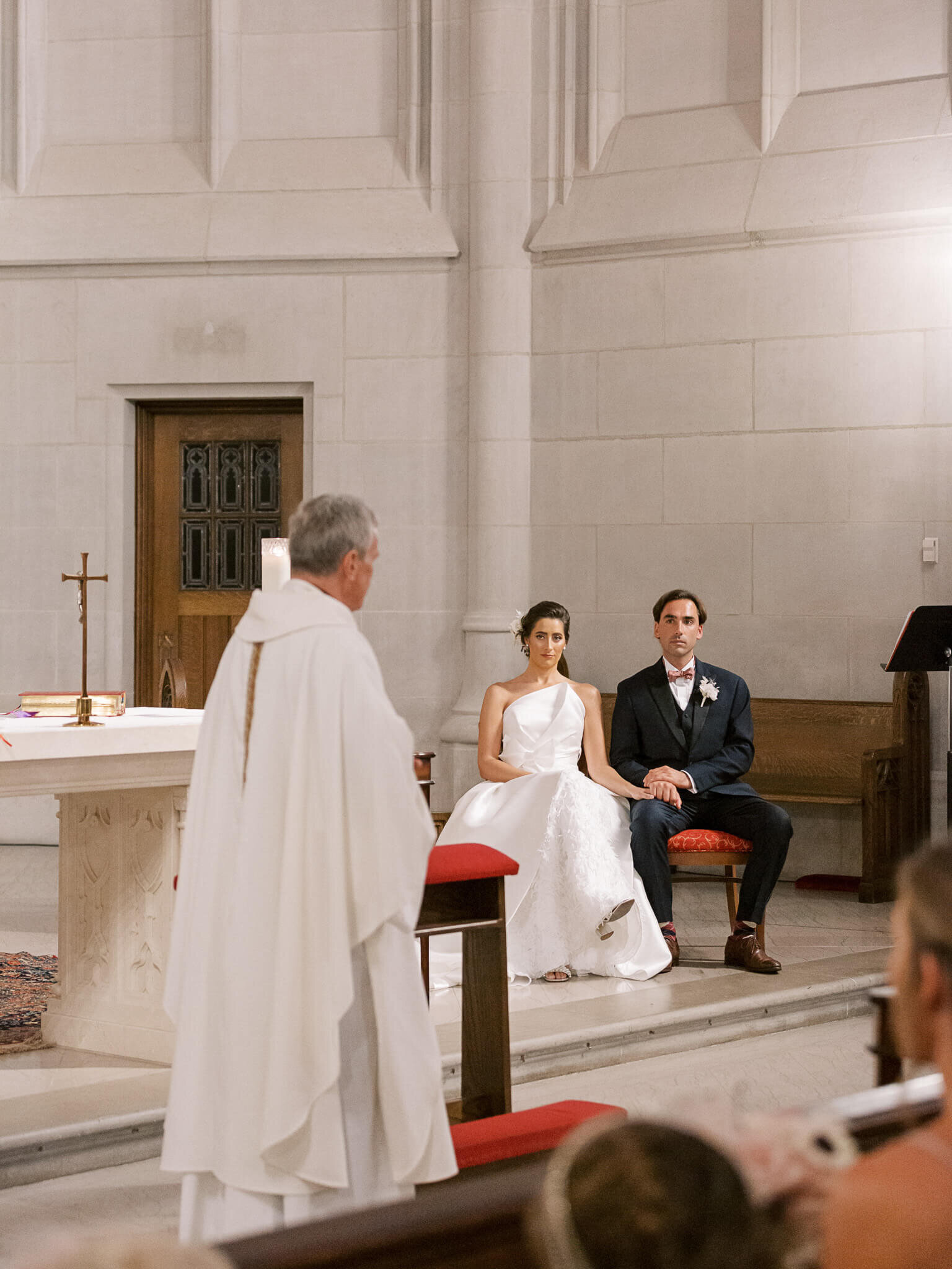 Wedding-Ceremony-at-Saint-James-Chapel-in-Chicago