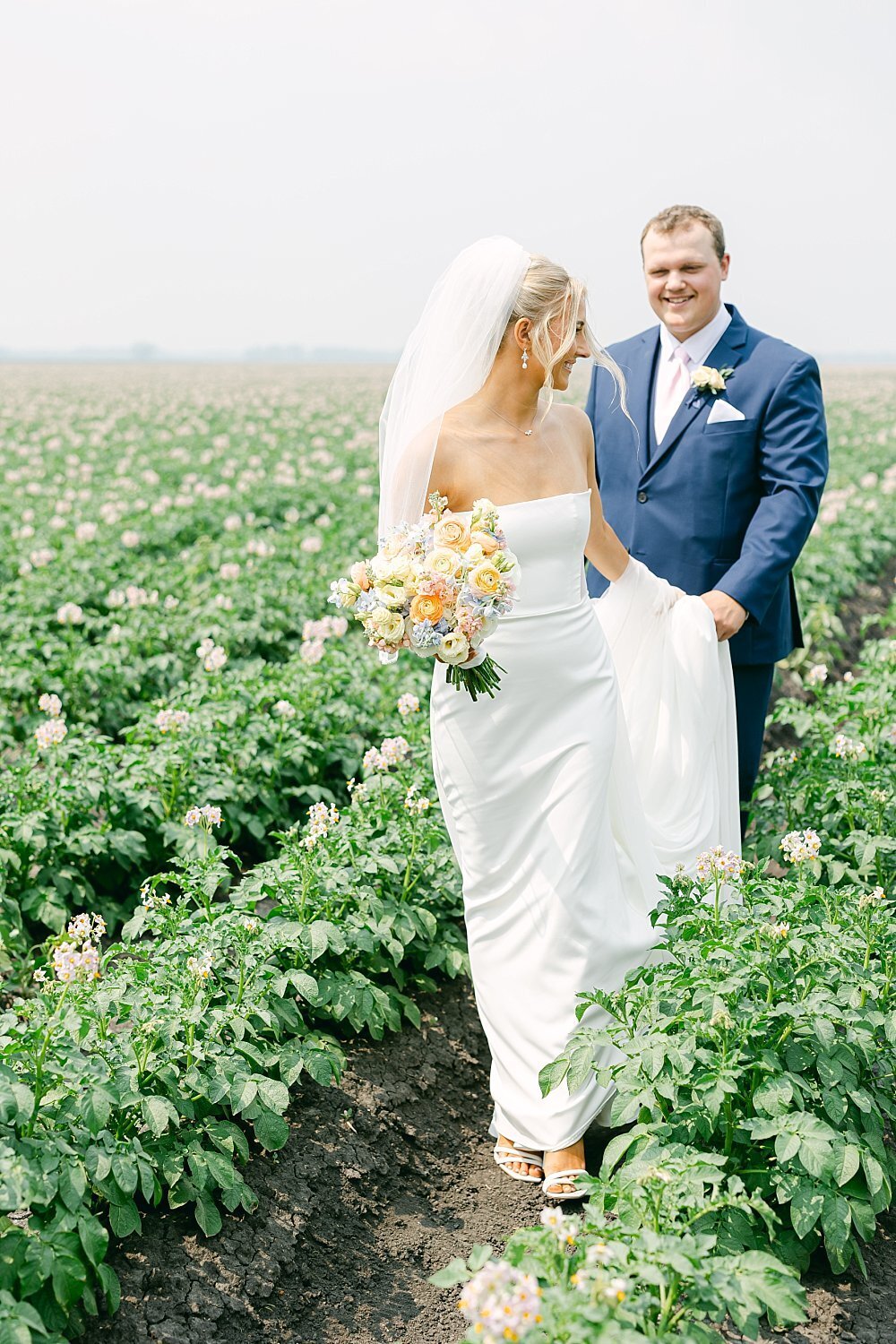 Grafton ND Wedding Photographers (1)