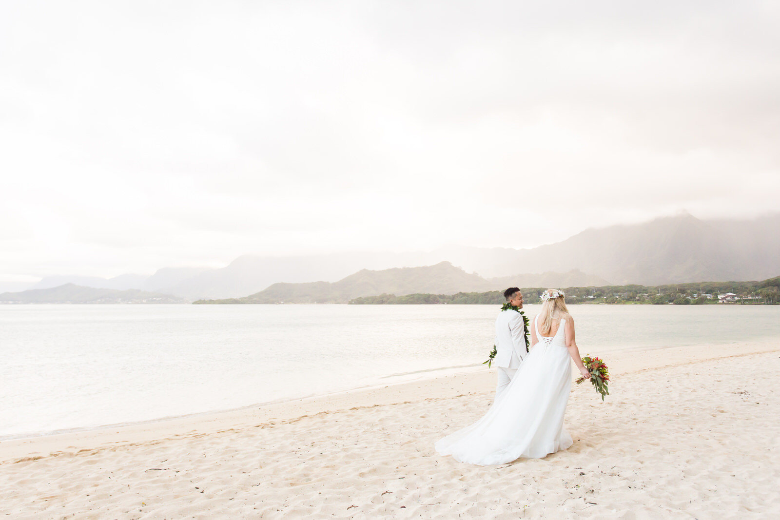 Oahu Wedding Photography by our team of Oahu wedding Photographers