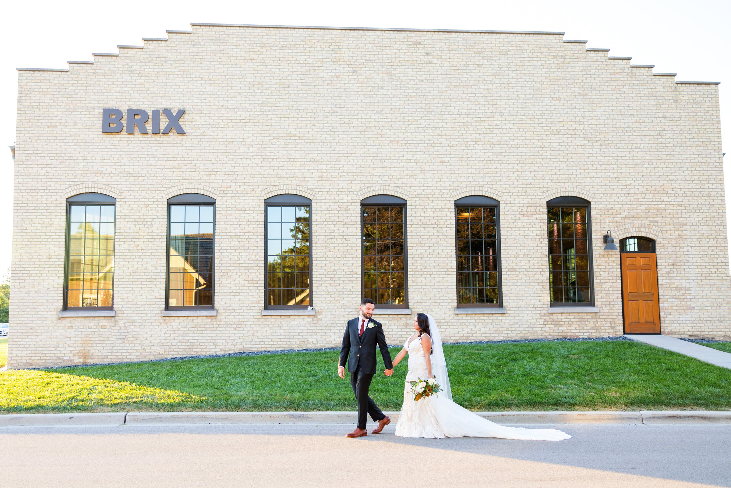 sweetest-autum-wedding-at-the-brix-on-the-fox-61