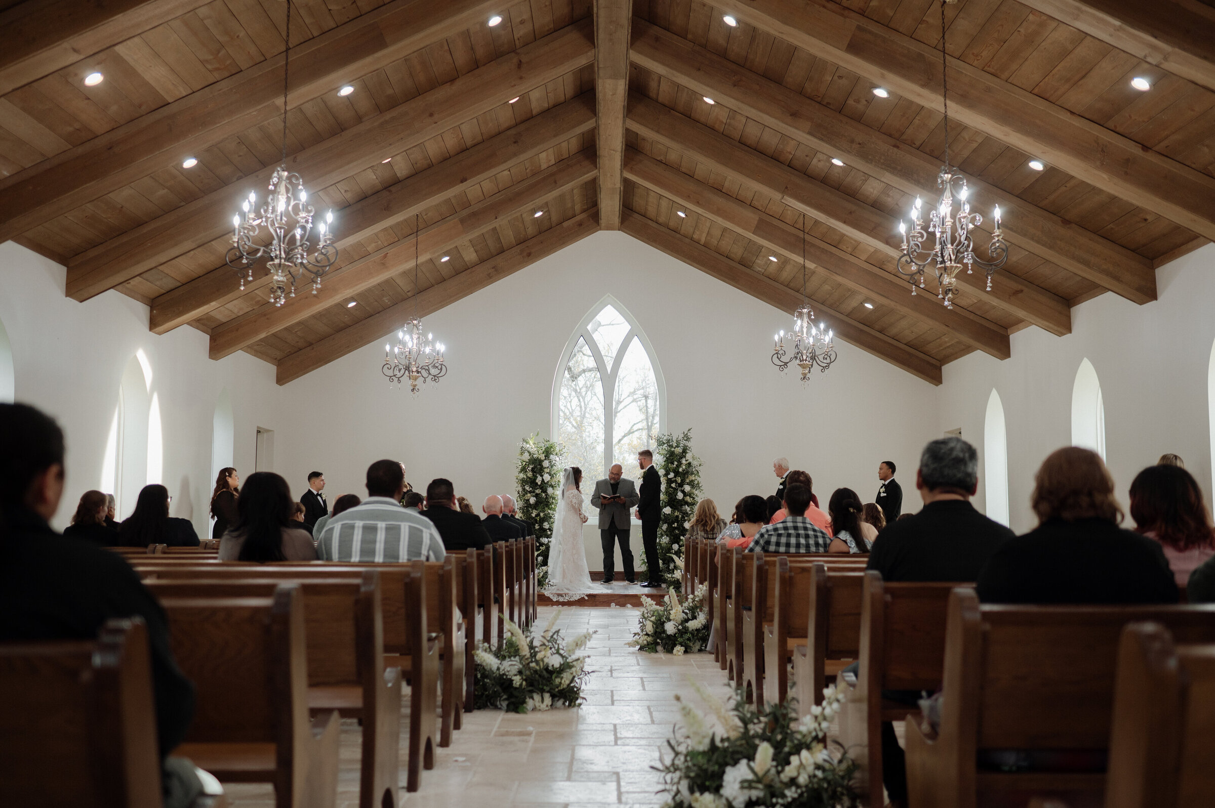 wedding ceremony at The Springs Waxahachie by DFW Wedding Photographer Nicole Endress Photography