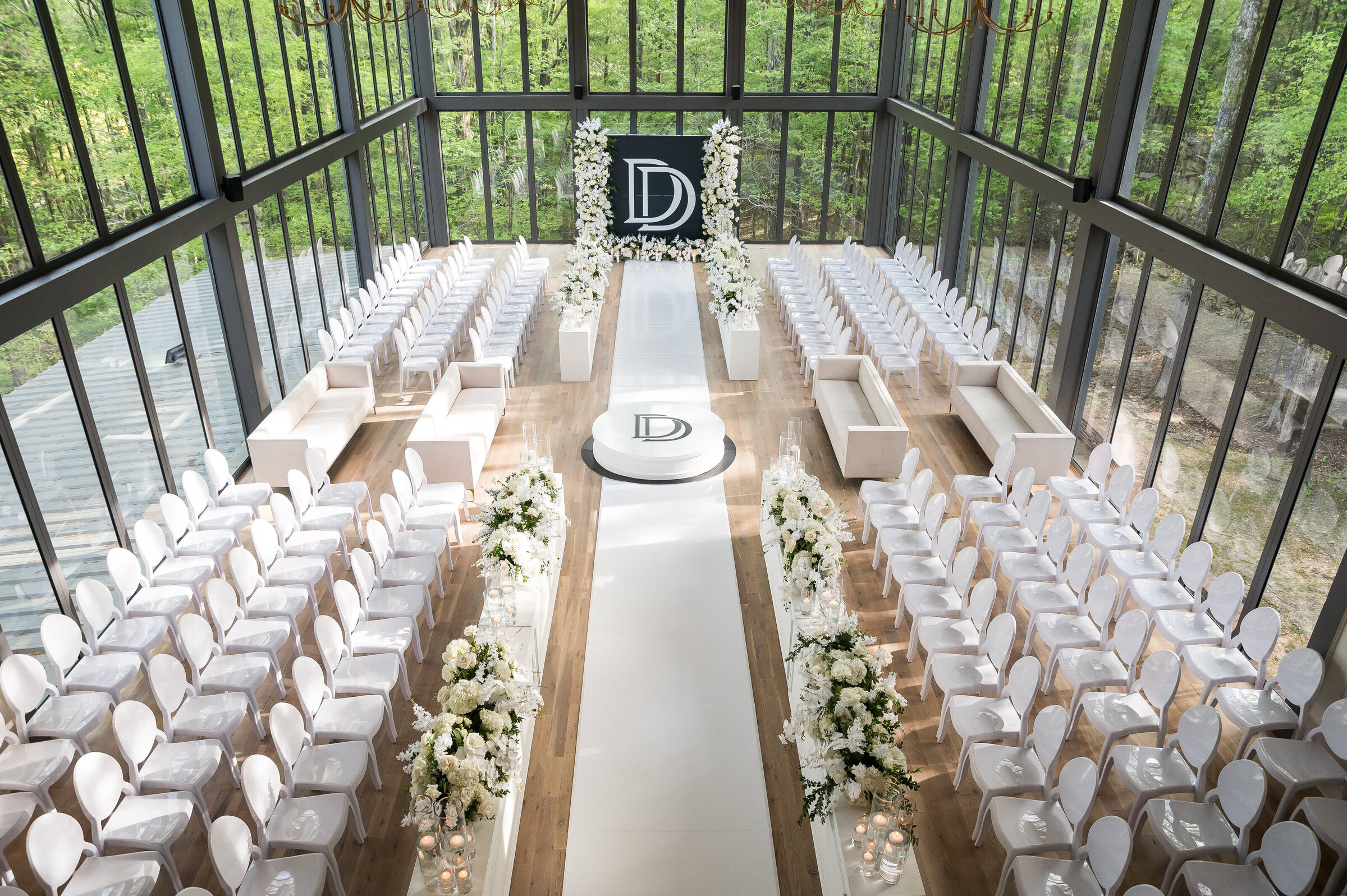 Modern black and white wedding design with statement floral installations in Memphis