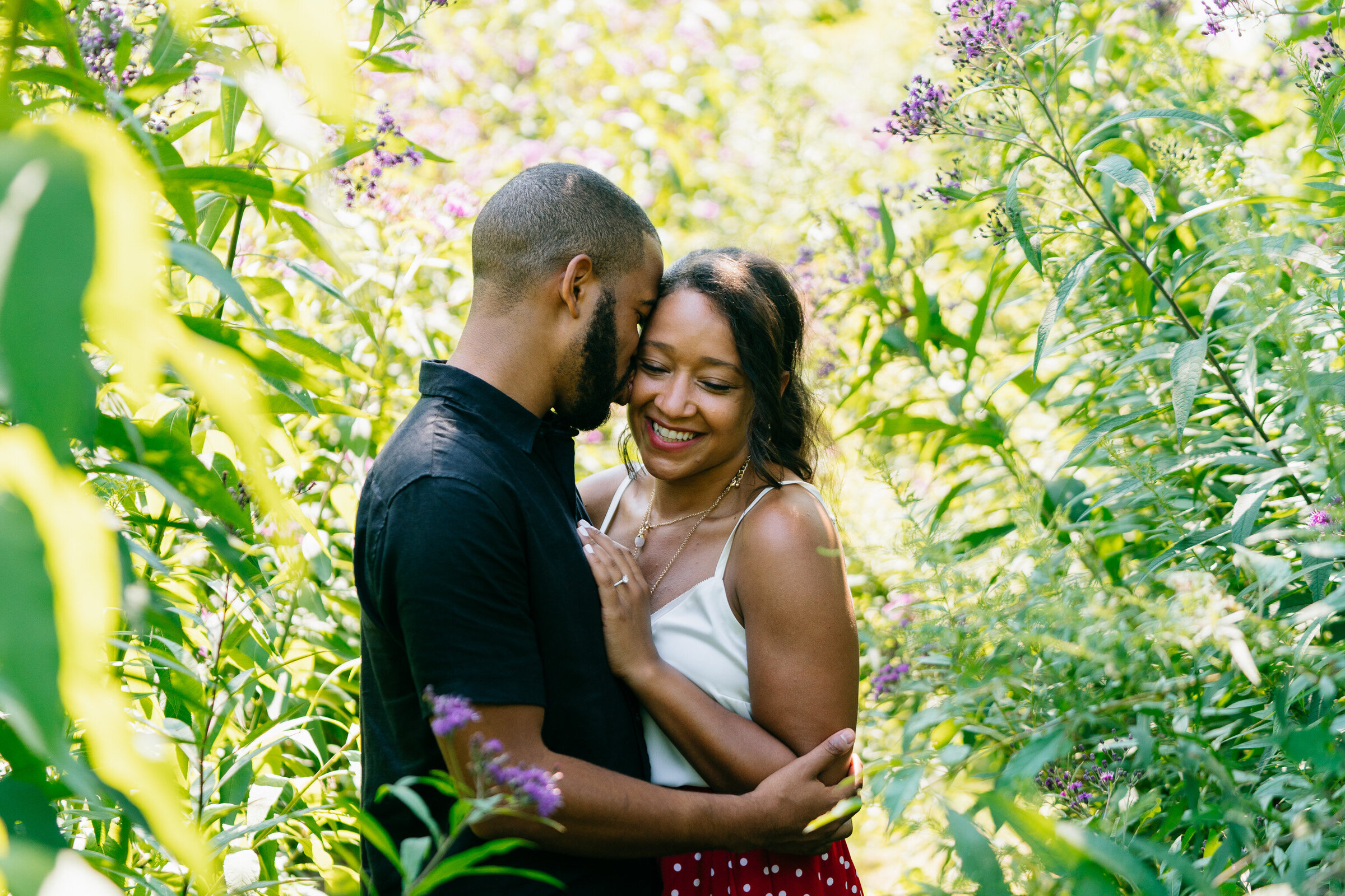 Summer engagement photoshoot in the Lincoln Park, Chicago
