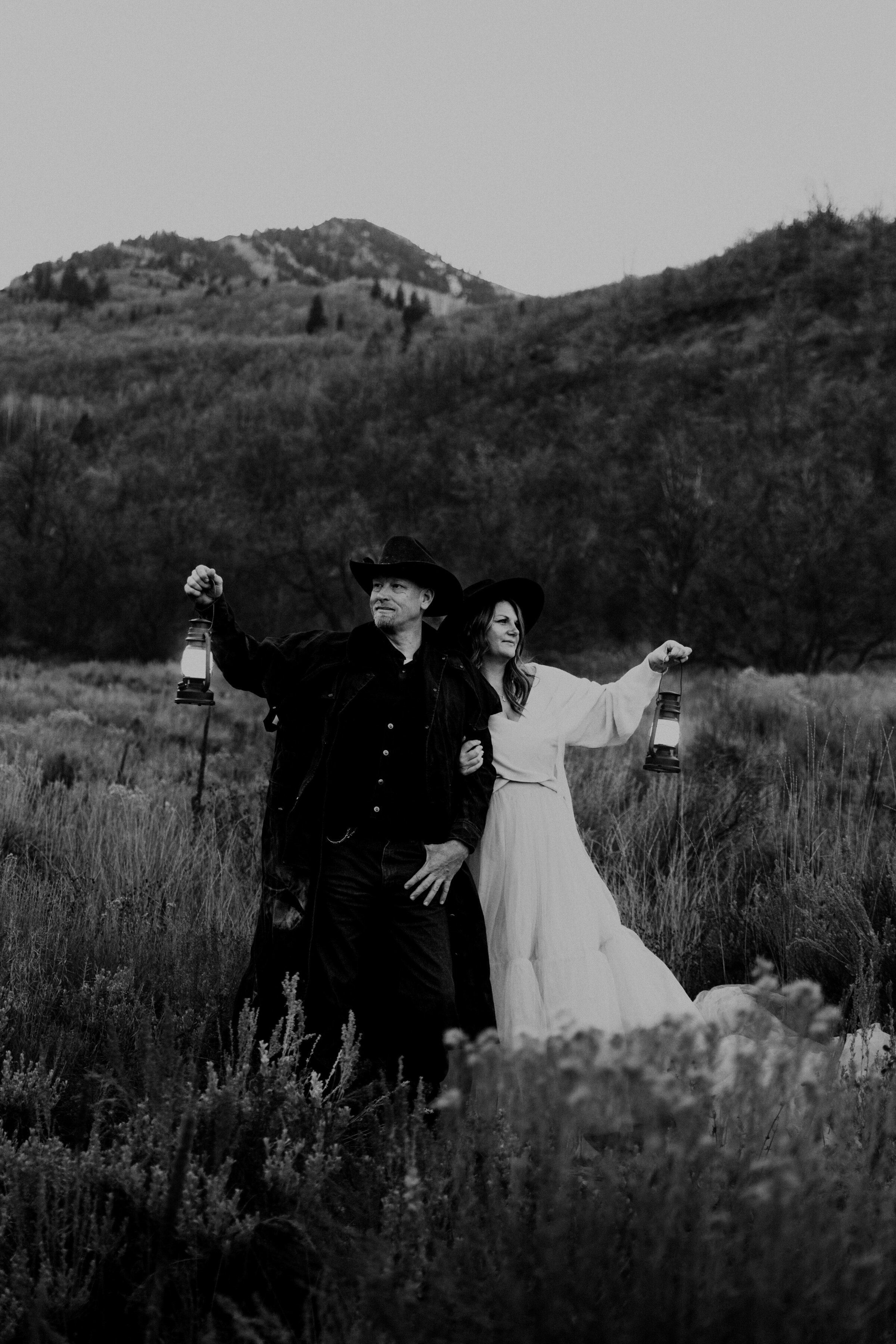 trisannphotofilm-engagement-photos-2023-265