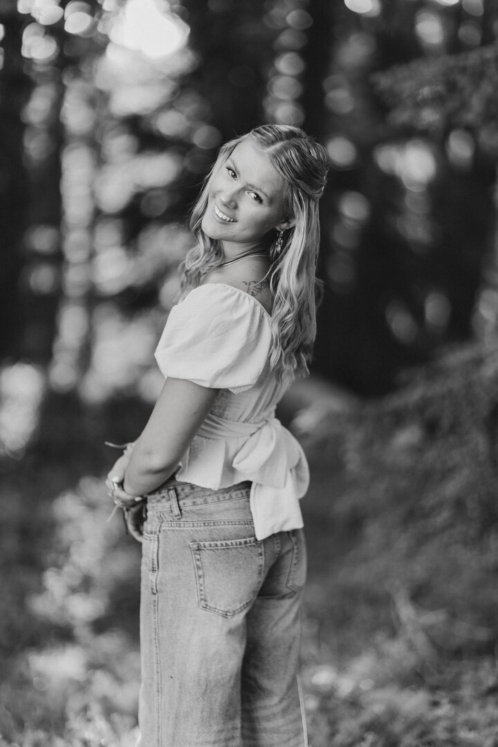 mt-hood-senior-photos-howie-photography-107