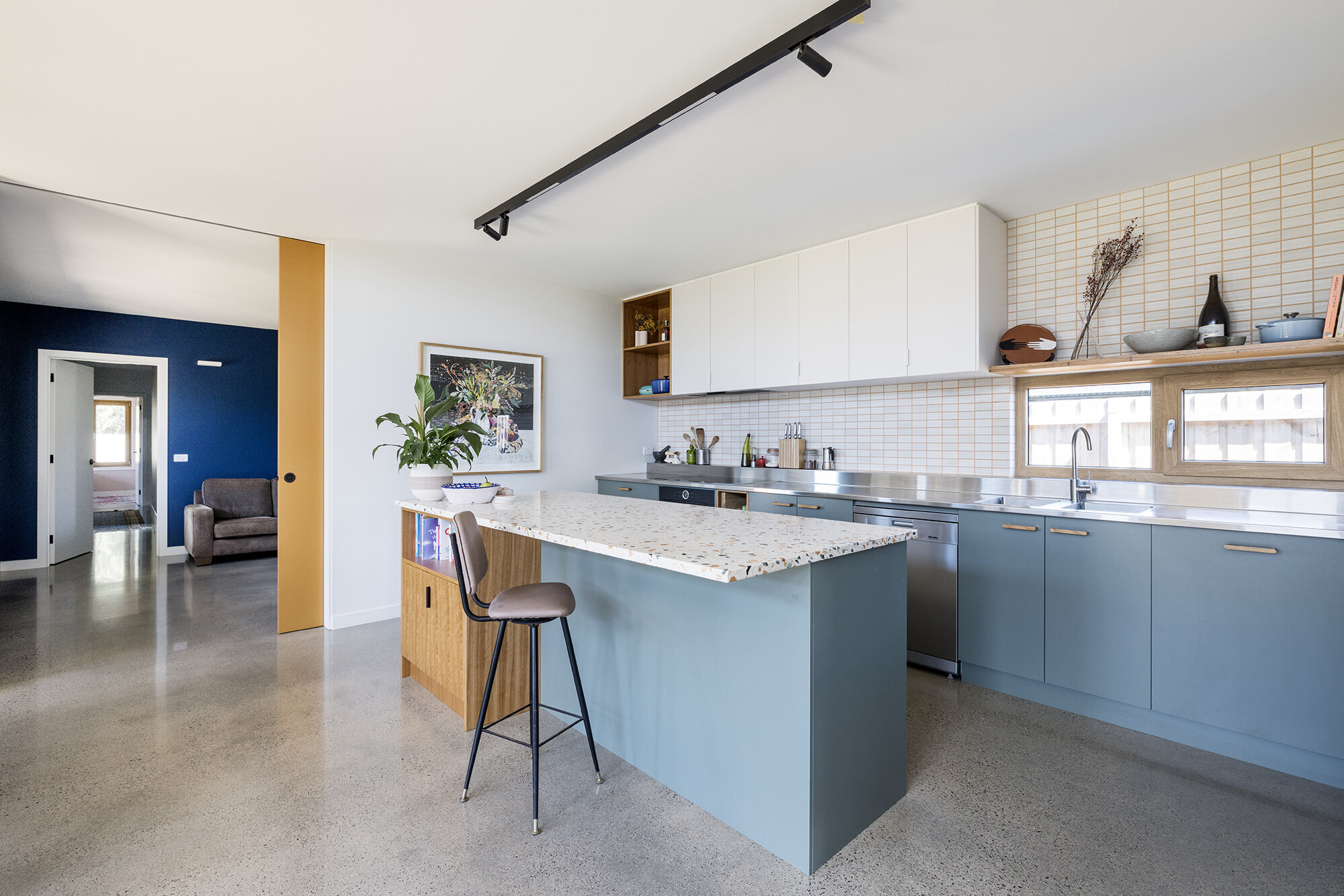 Kitchen design blue kitchen with stone bench top