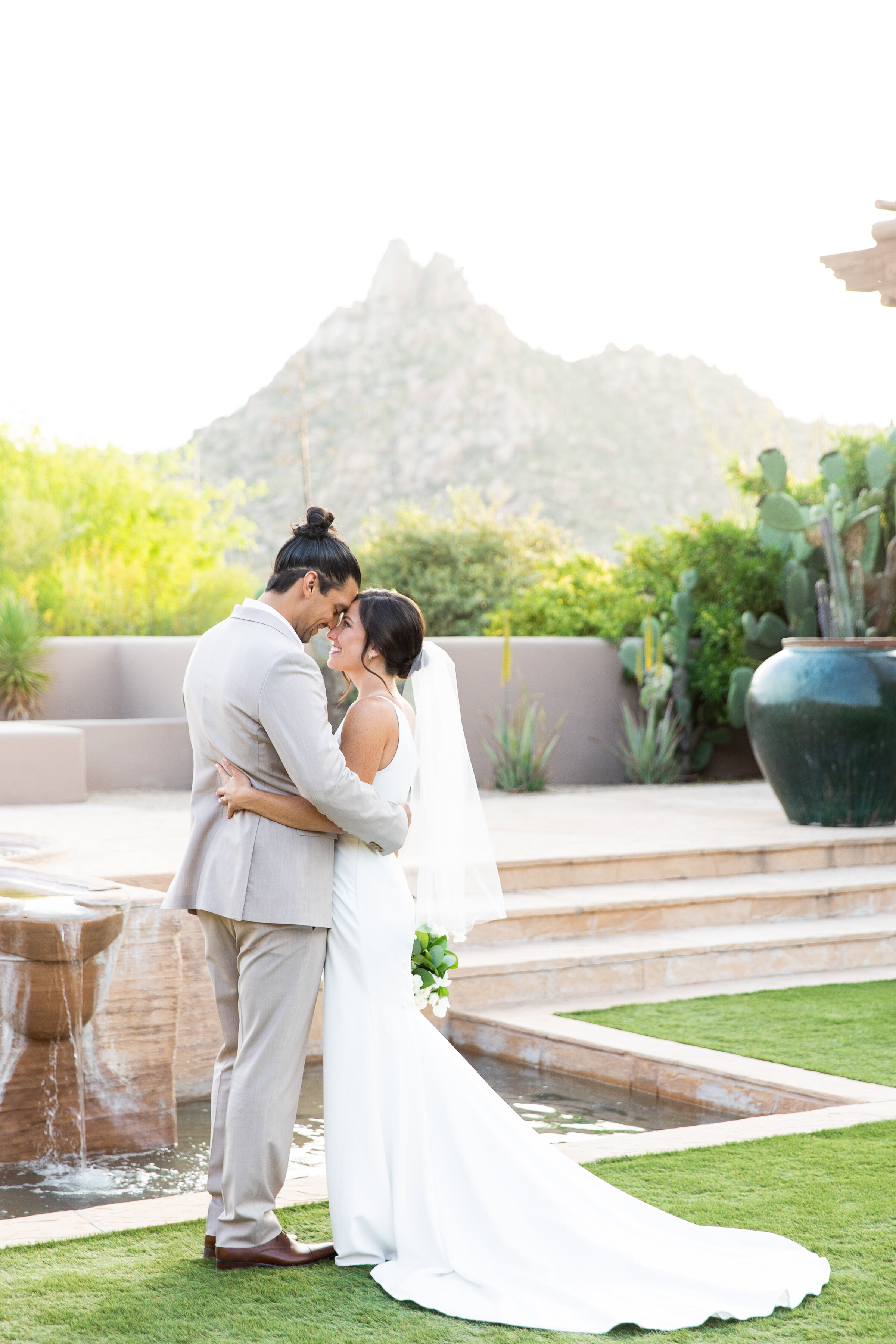 Karlie Colleen Photography - Elise & Lautaro - The Four Seasons Troon North - Scottsdale Arizona - Andrea Leslie Weddings-339