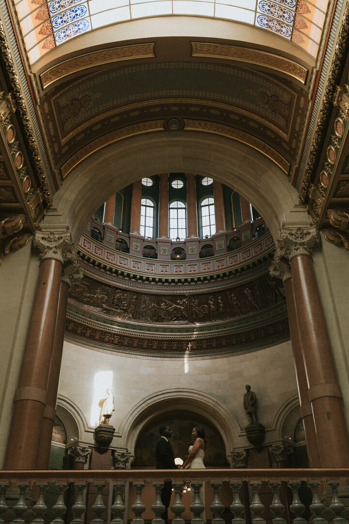 illinois-courthouse-wedding-portraits-engaged-editorial-elegant-rachael-marie-111